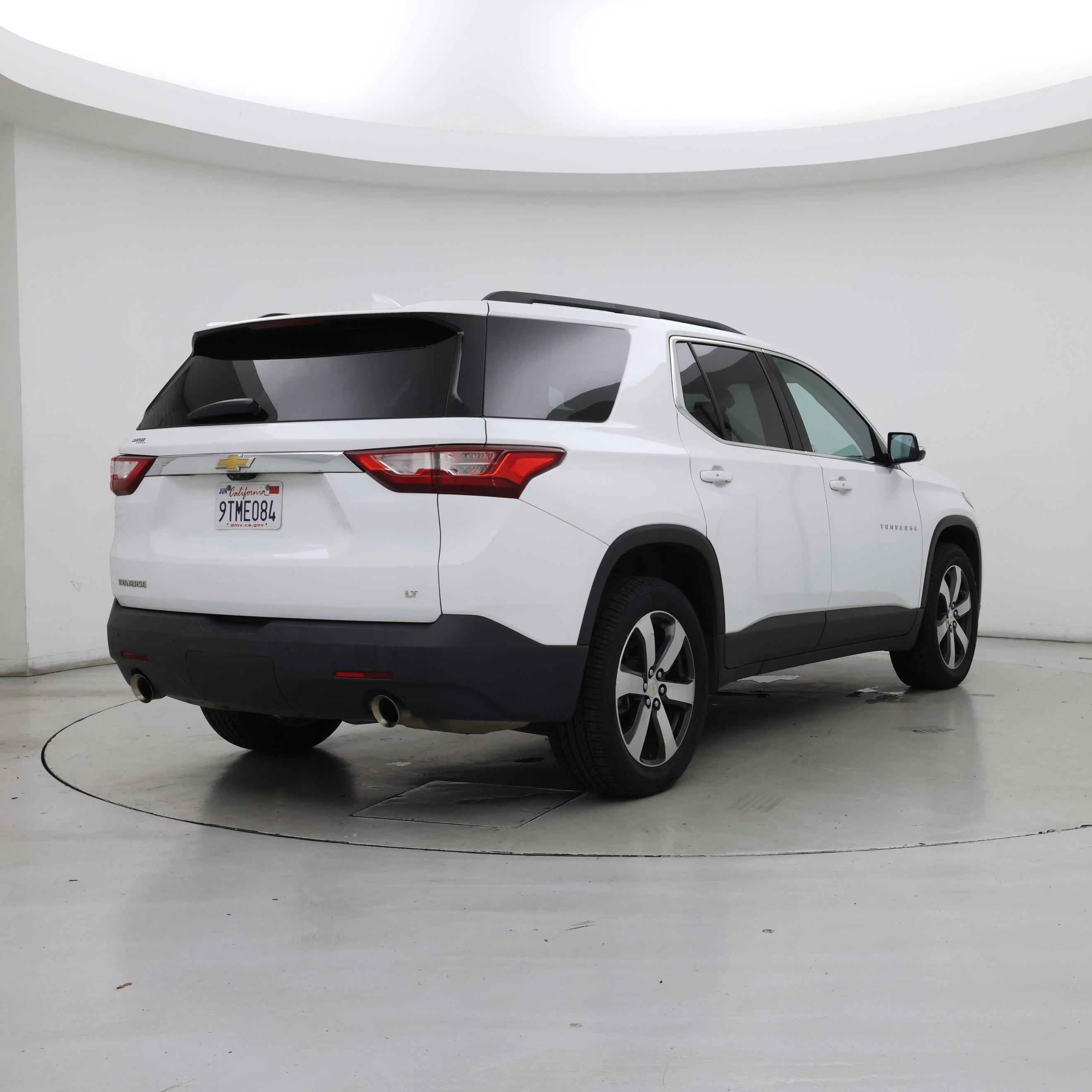 Thumbnail: 2020 Chevrolet Traverse - 8