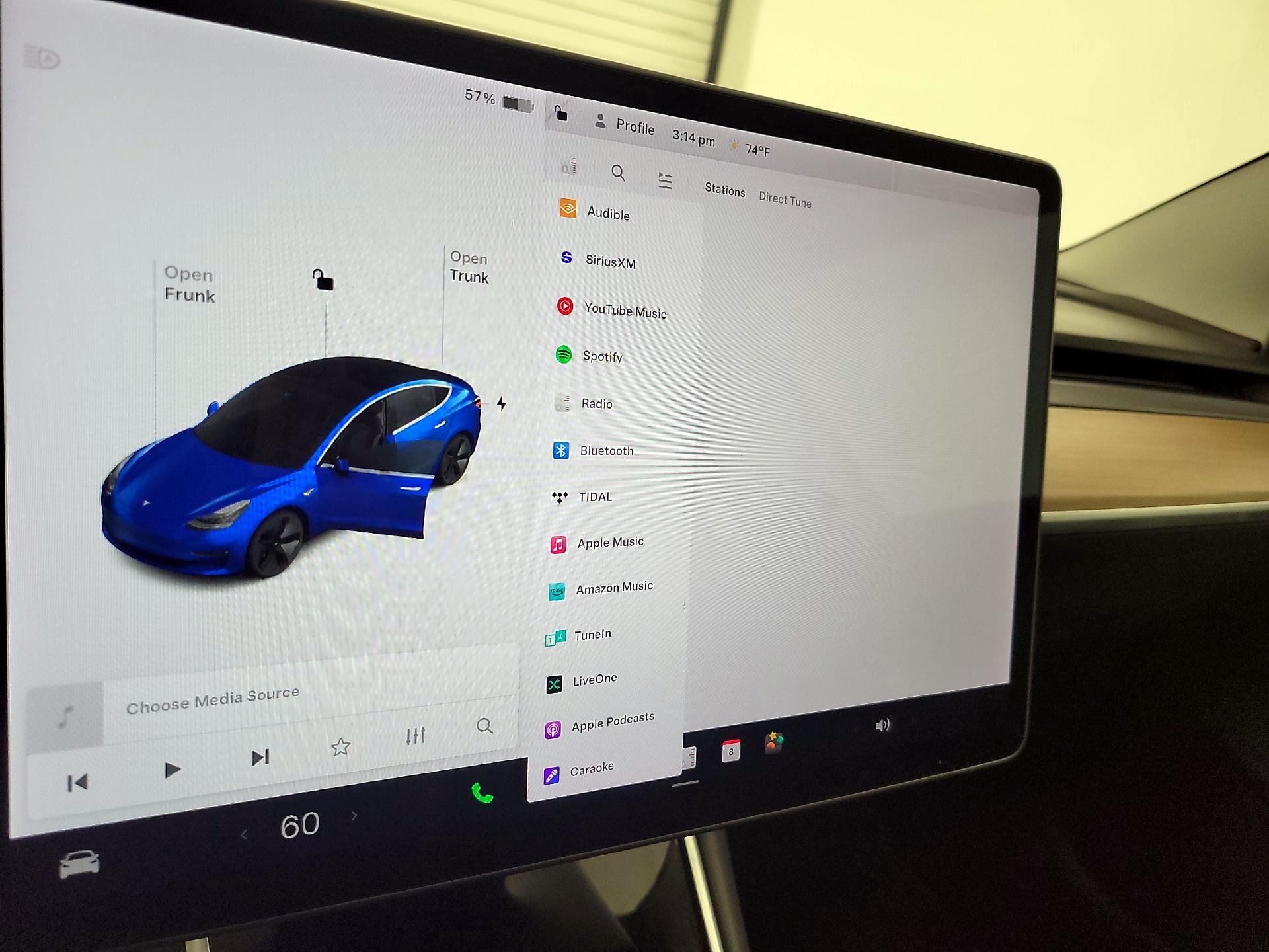 Thumbnail: 2018 Tesla Model 3 - 15