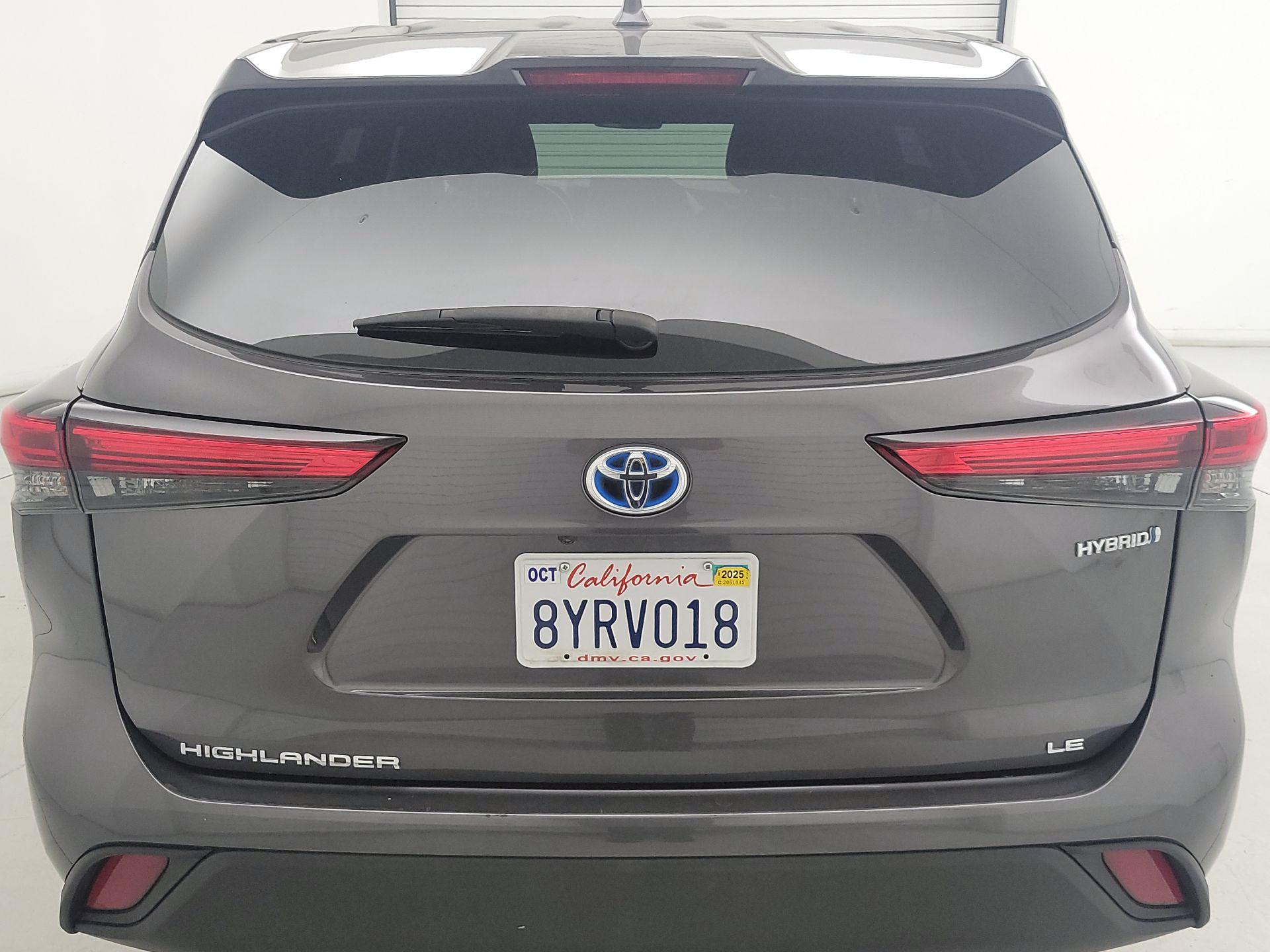 Thumbnail: 2021 Toyota Highlander - 6