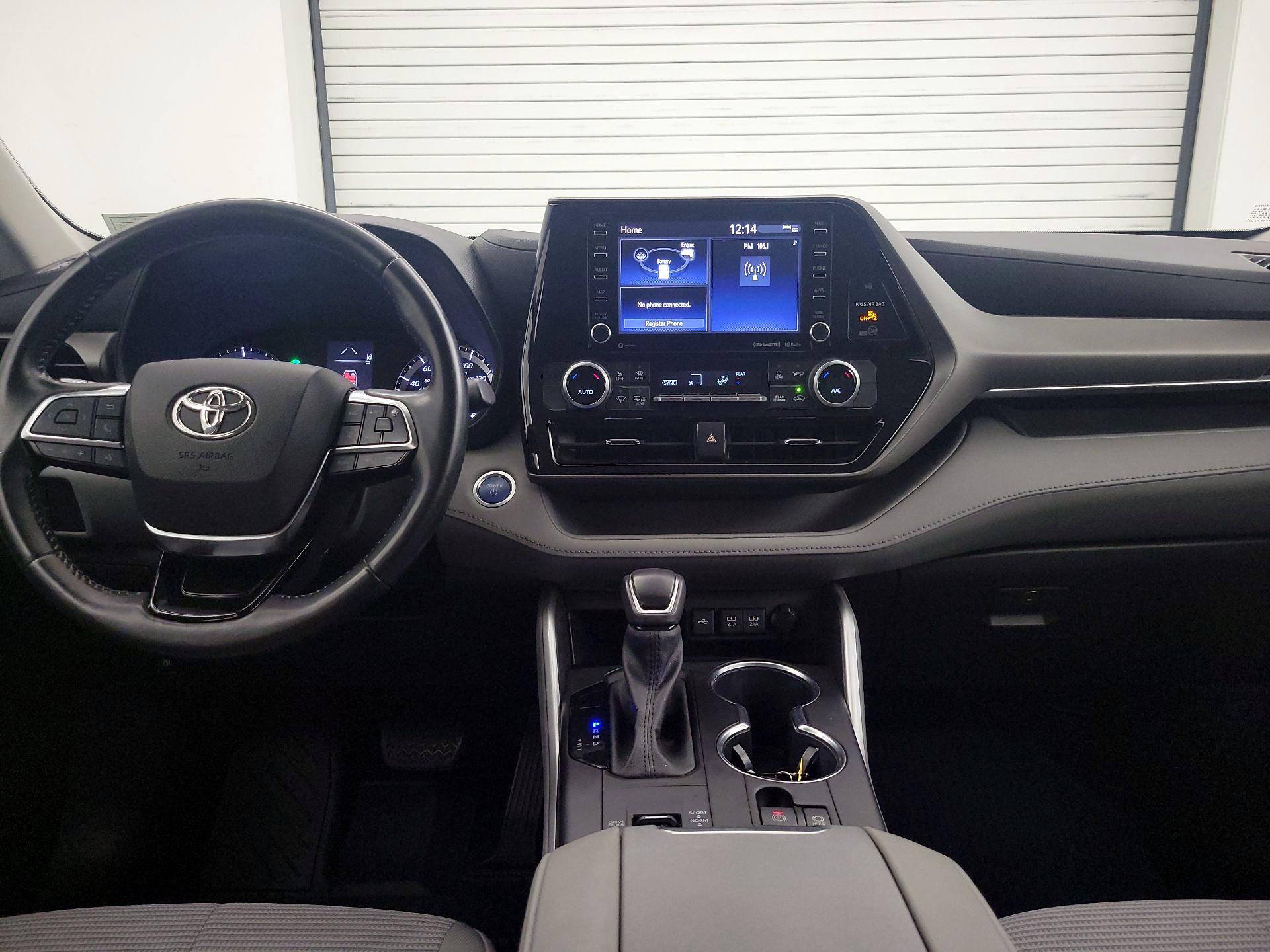 Thumbnail: 2021 Toyota Highlander - 8