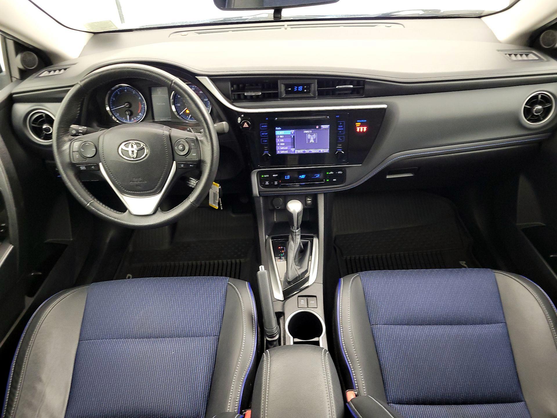 Thumbnail: 2018 Toyota Corolla - 9