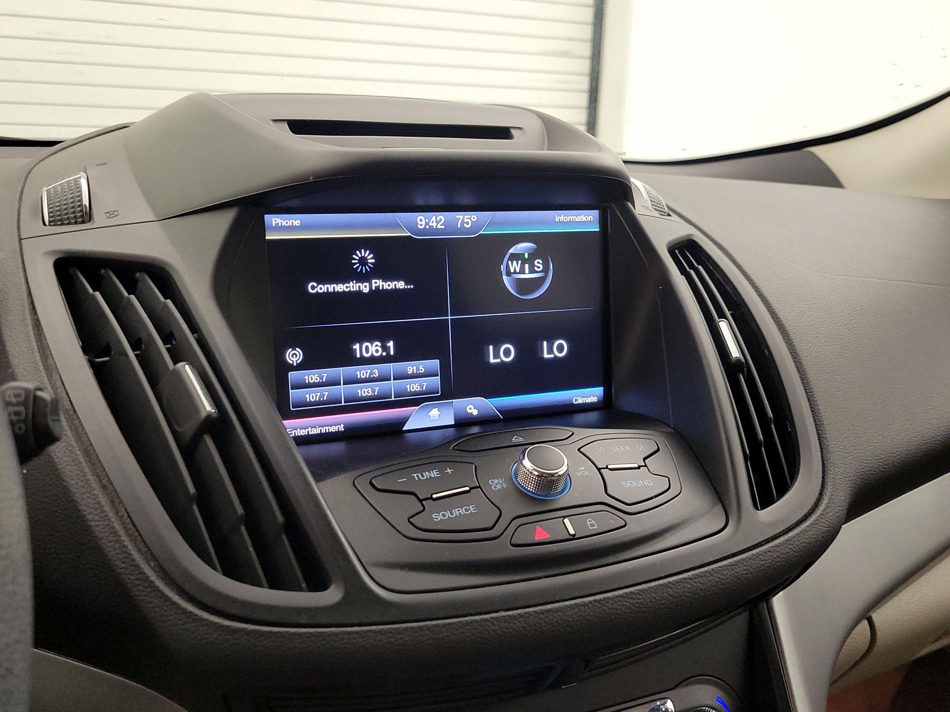 Thumbnail: 2014 Ford Escape - 15