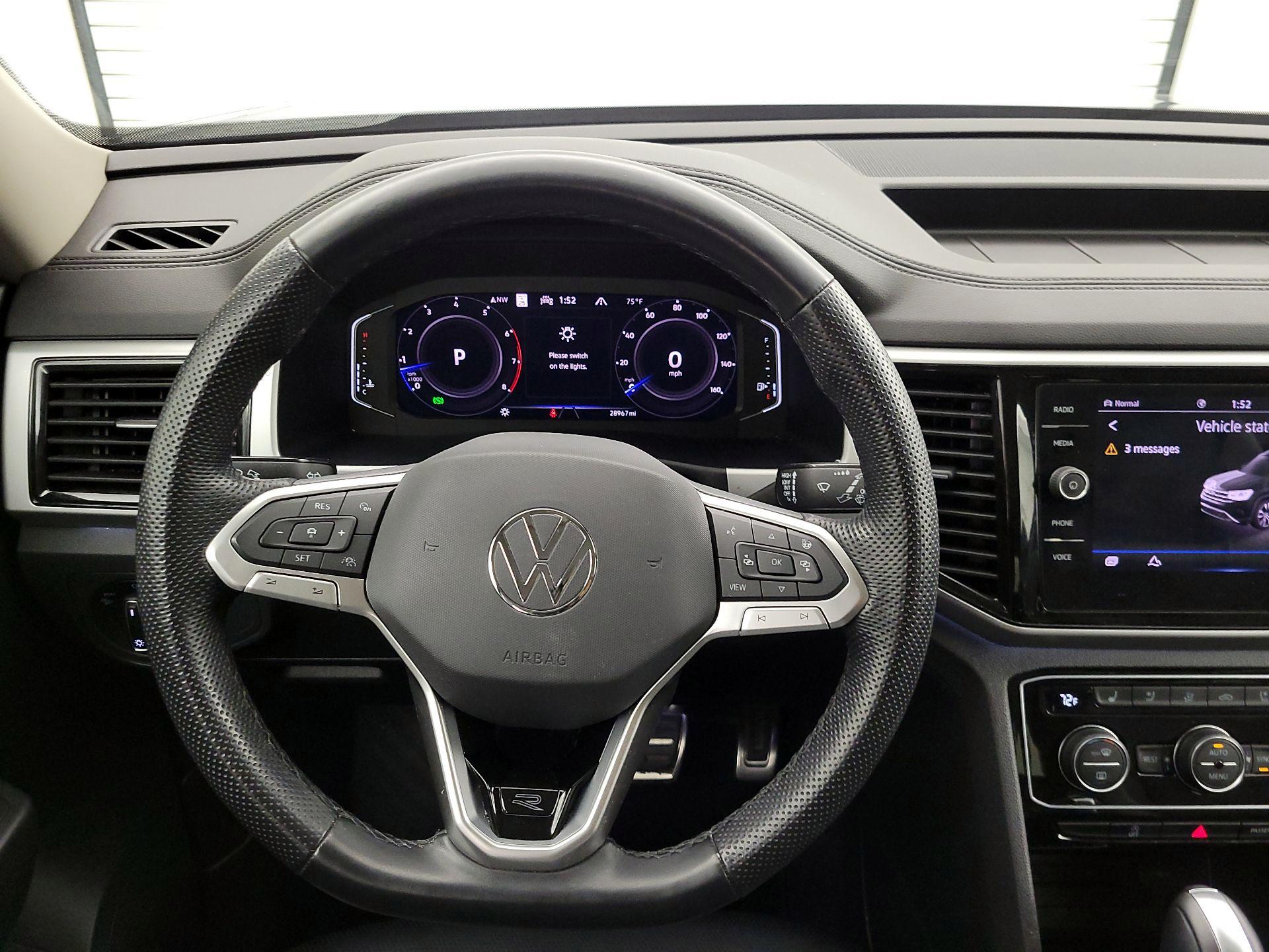 Thumbnail: 2022 Volkswagen Atlas - 10