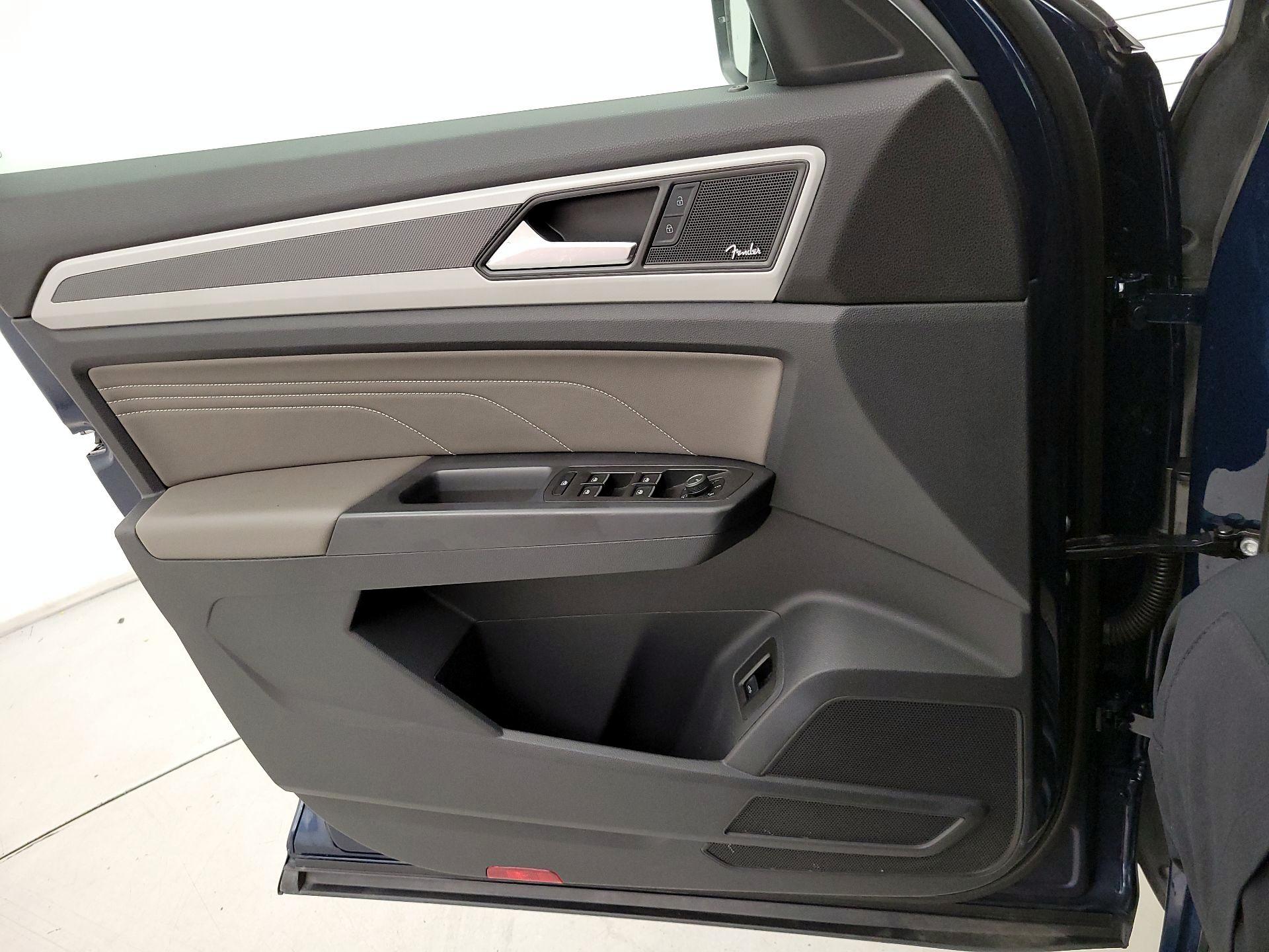 Thumbnail: 2022 Volkswagen Atlas - 12