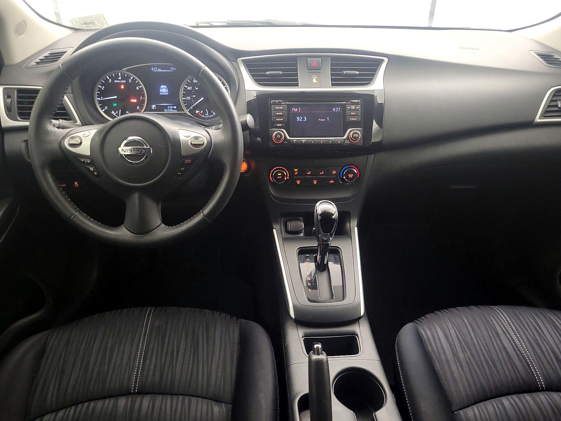 Thumbnail: 2016 Nissan Sentra - 9