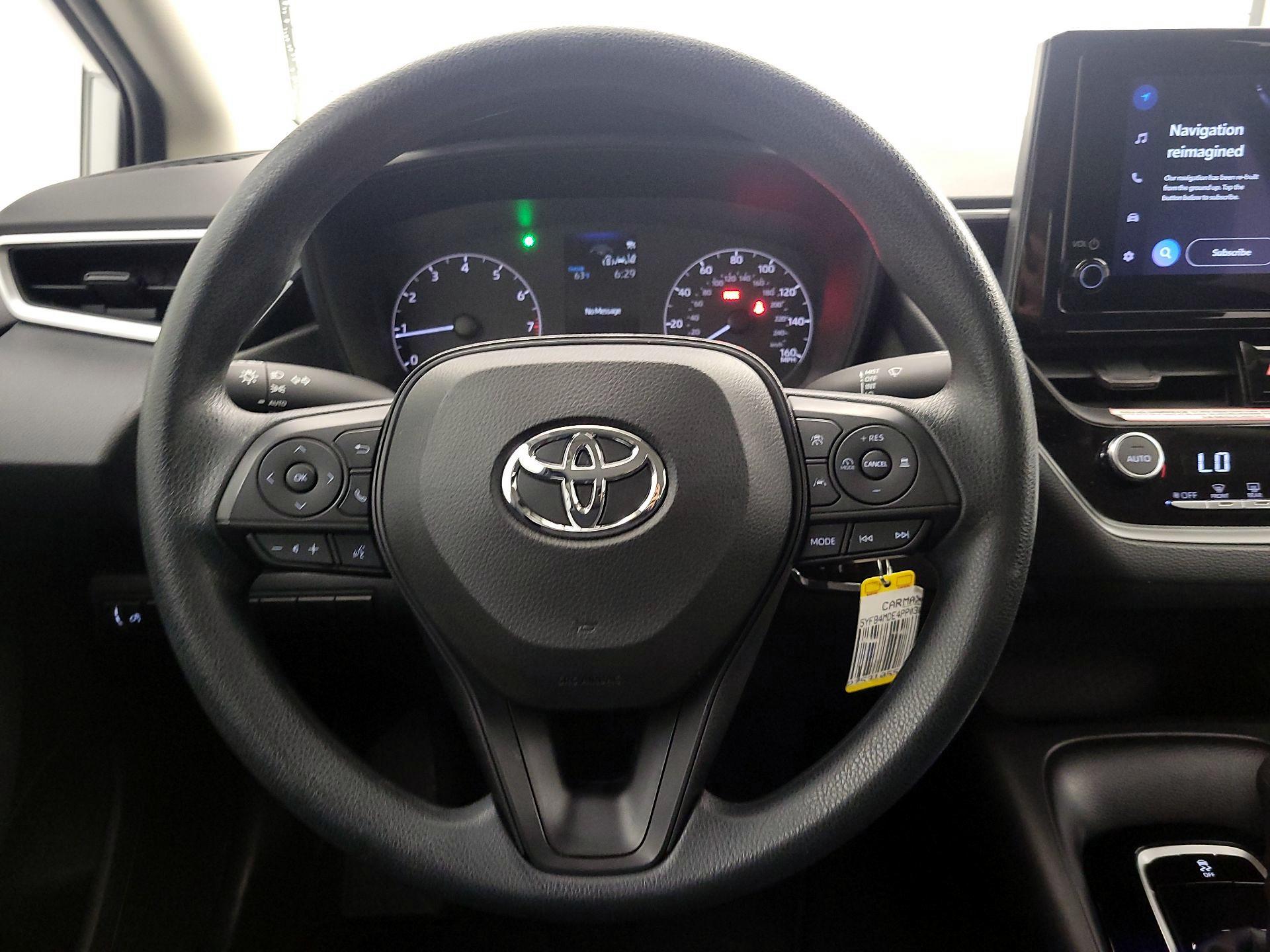 Thumbnail: 2023 Toyota Corolla - 10