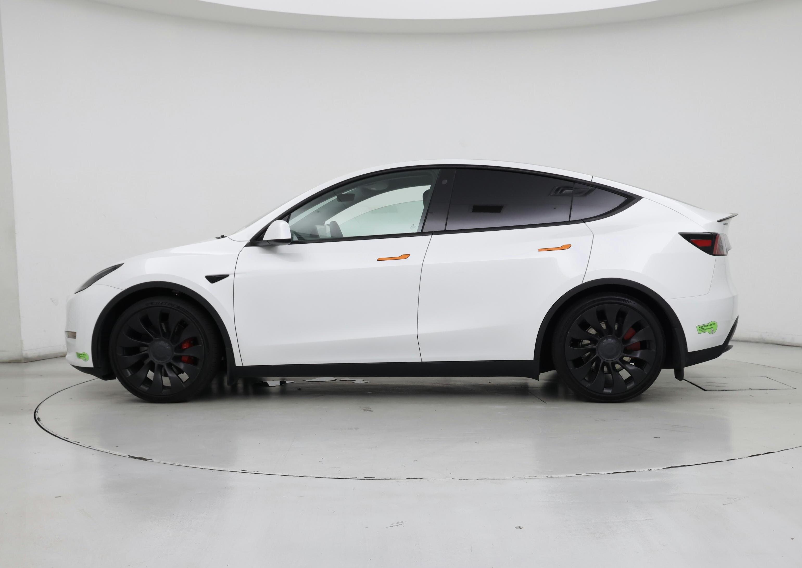 Thumbnail: 2023 Tesla Model Y - 3