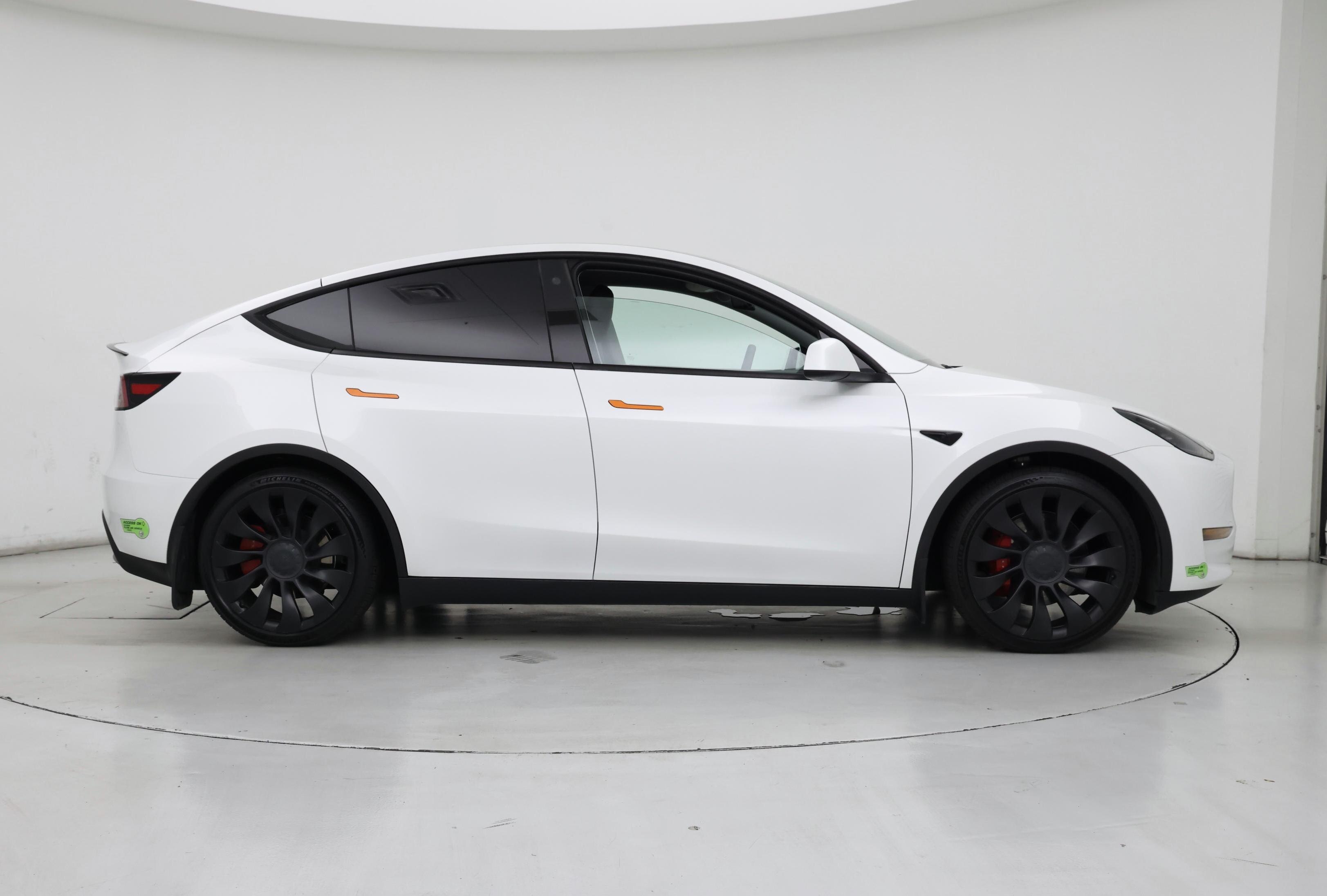 Thumbnail: 2023 Tesla Model Y - 7