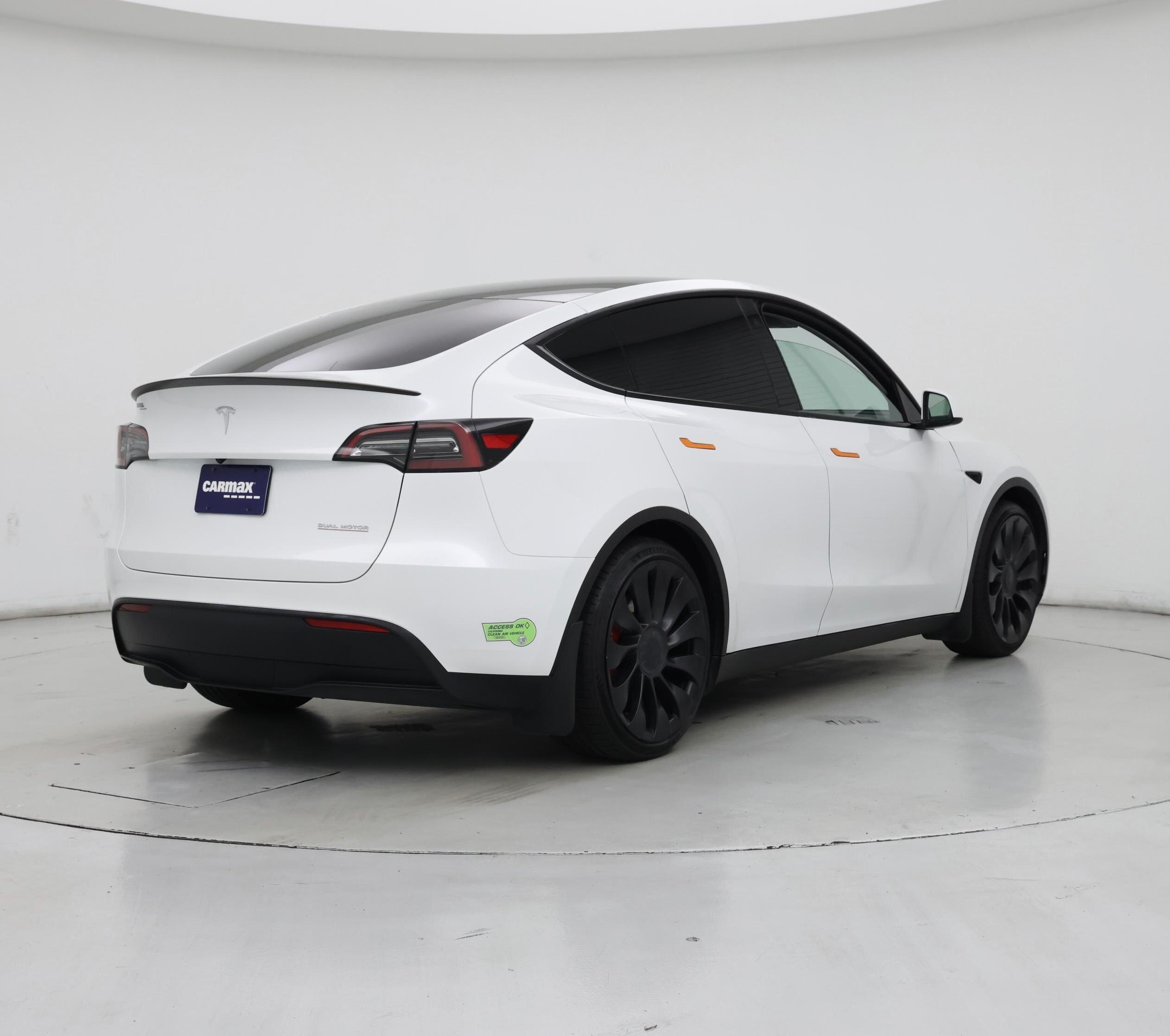Thumbnail: 2023 Tesla Model Y - 8