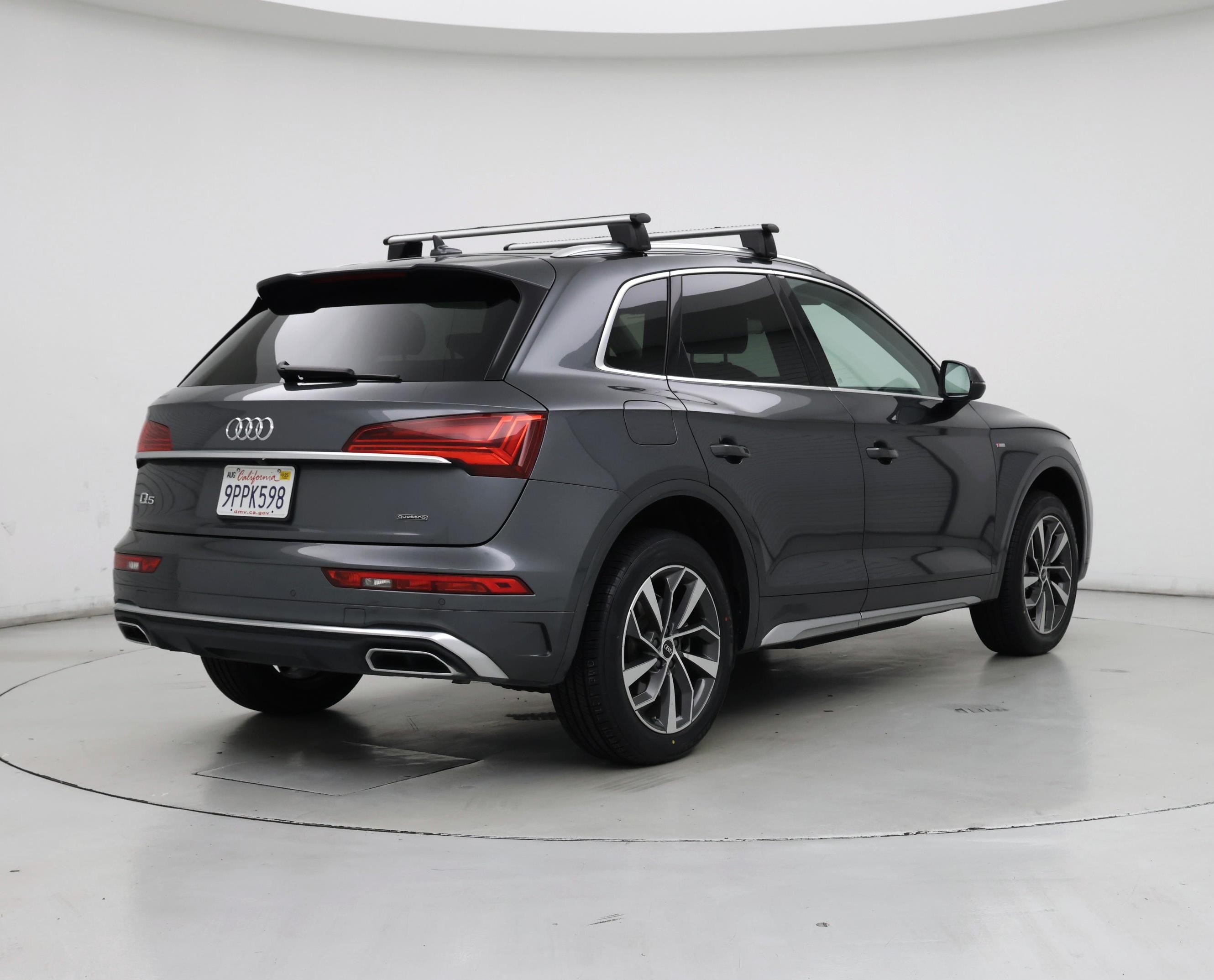 Thumbnail: 2022 Audi Q5 - 8