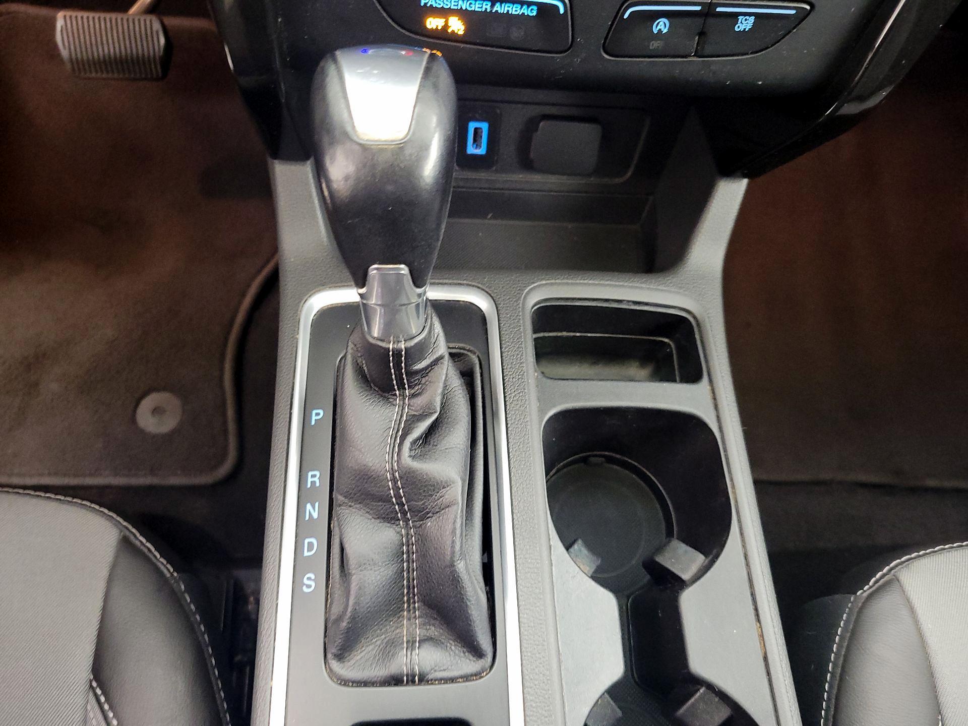 Thumbnail: 2017 Ford Escape - 16