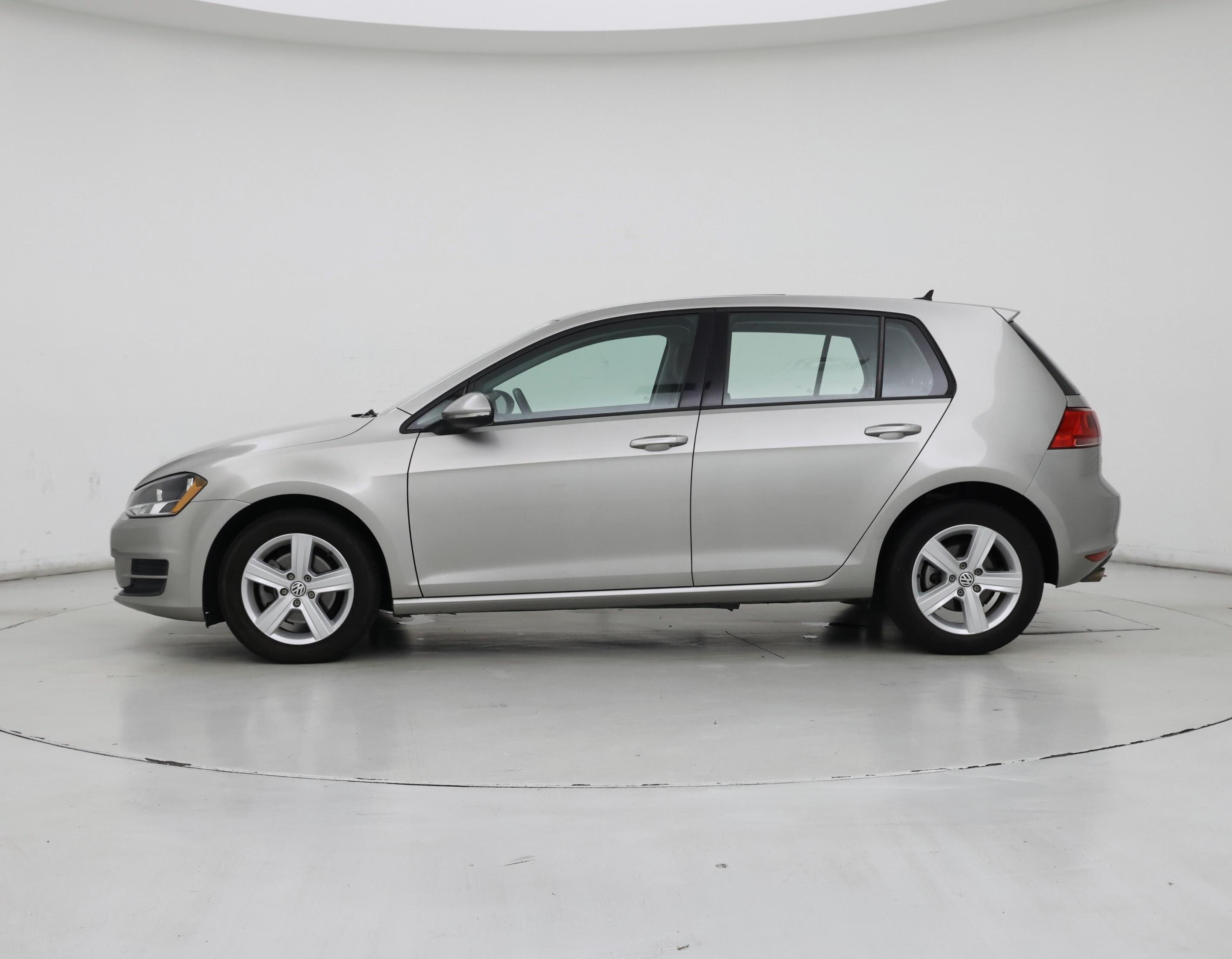 Thumbnail: 2017 Volkswagen Golf - 3