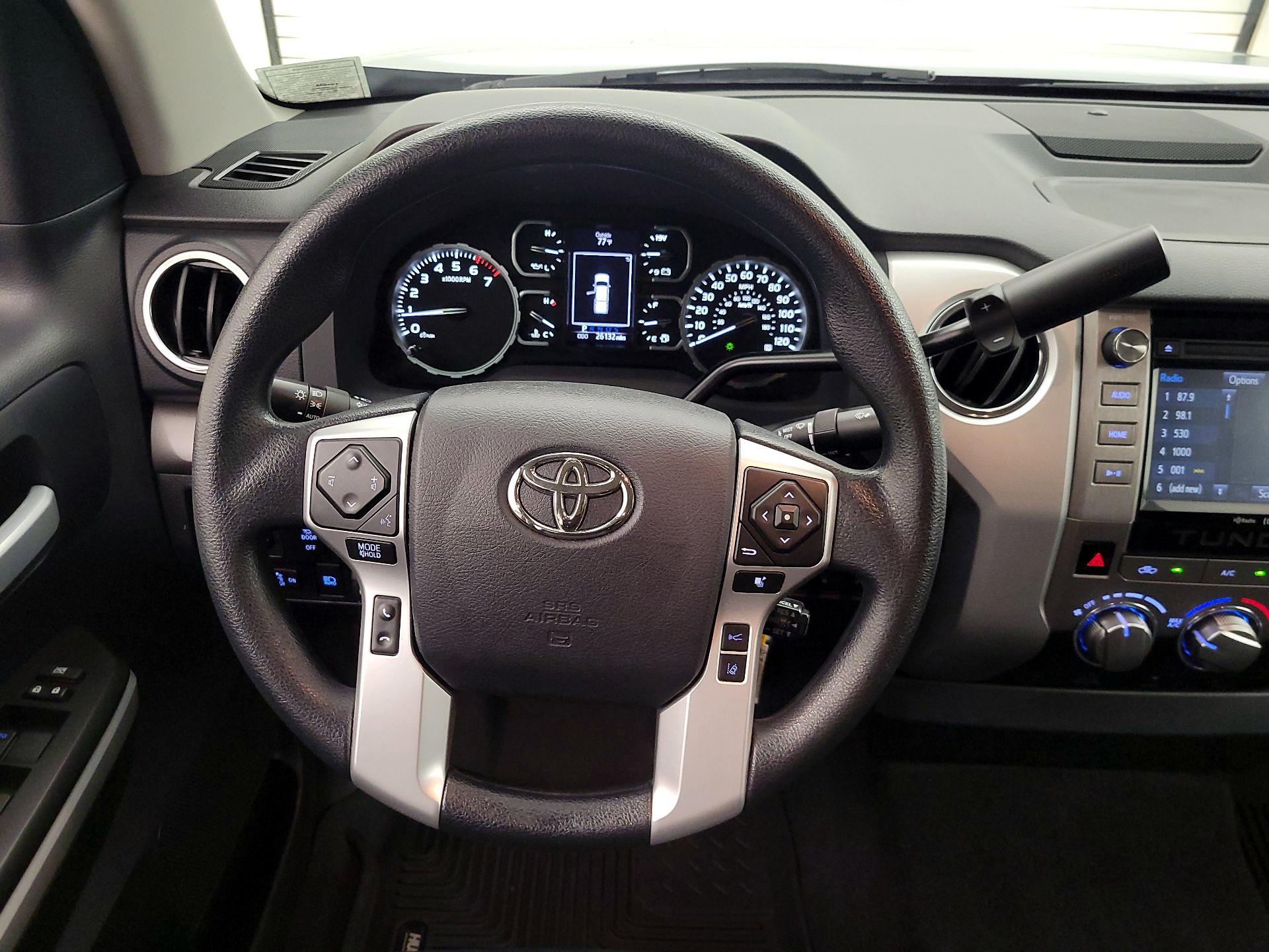 Thumbnail: 2018 Toyota Tundra - 10