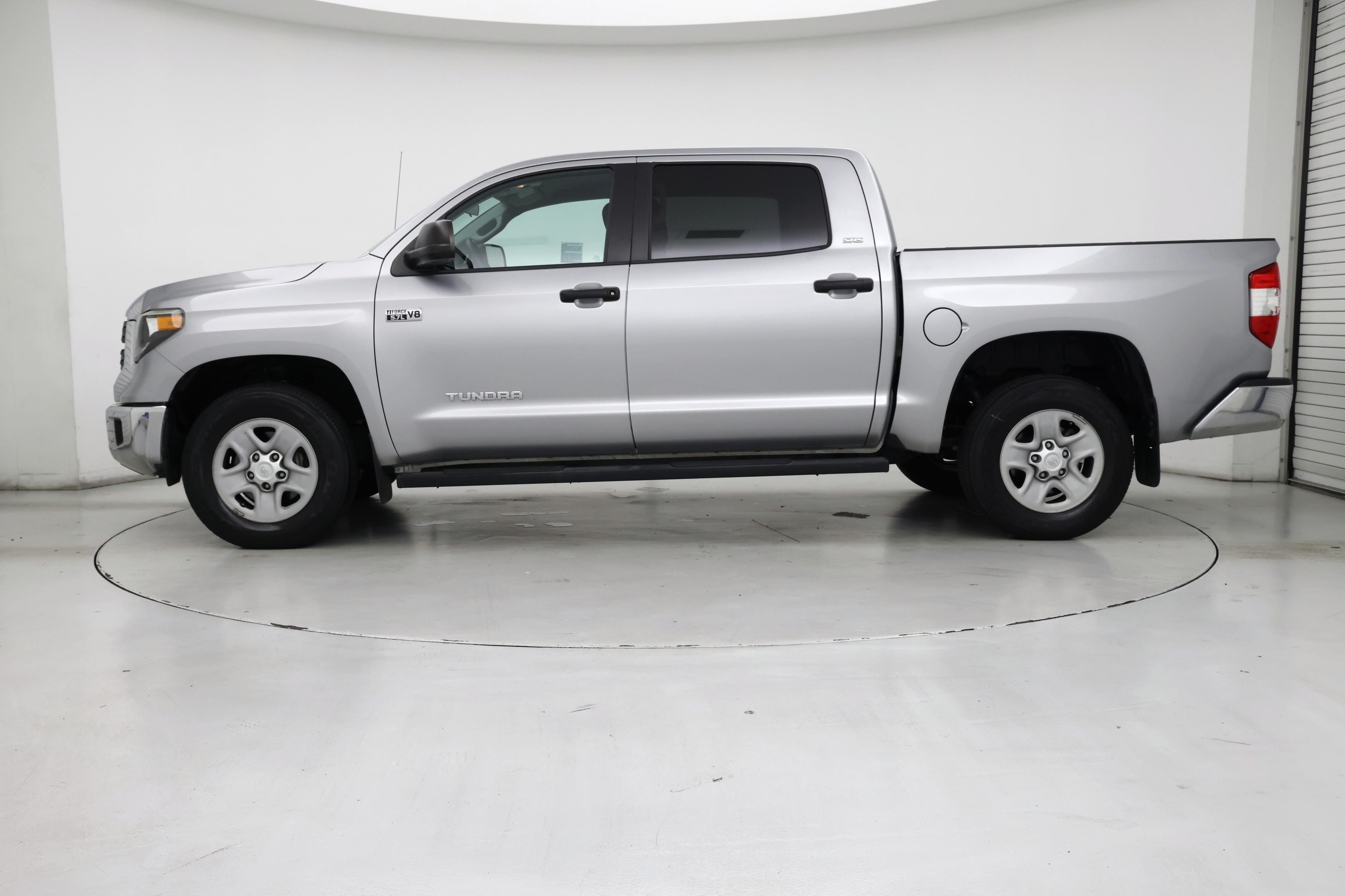 Thumbnail: 2018 Toyota Tundra - 3
