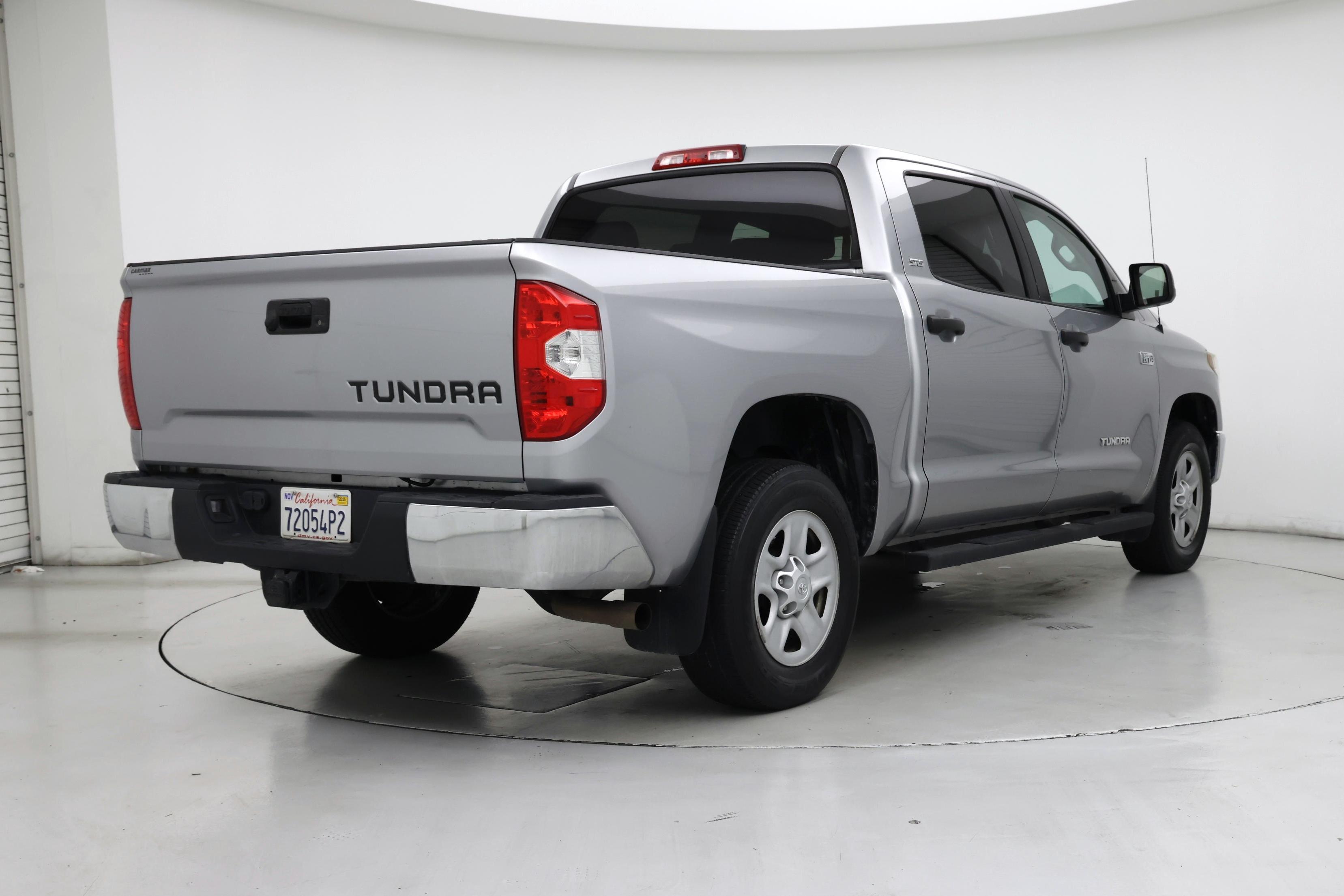 Thumbnail: 2018 Toyota Tundra - 8