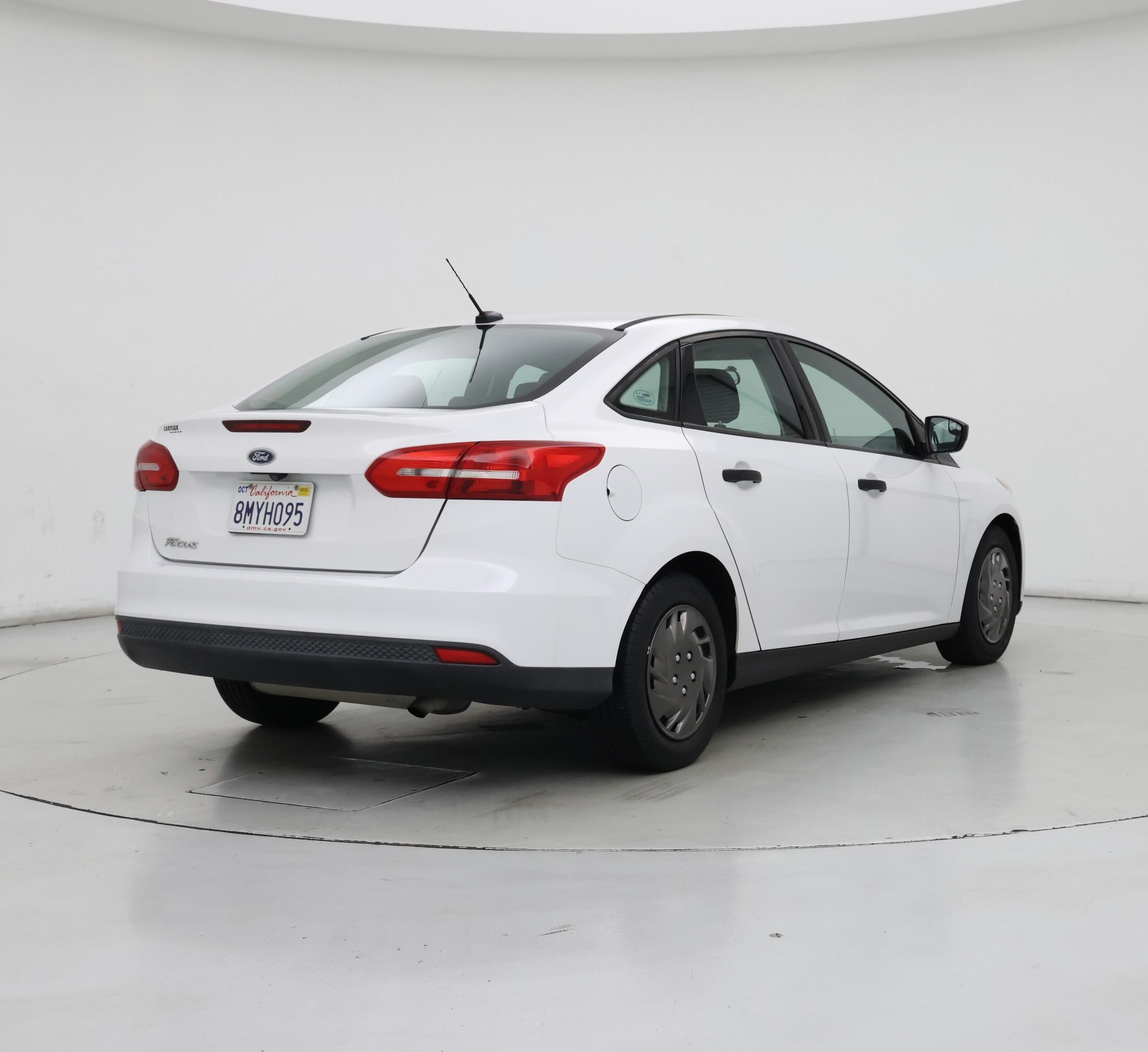 Thumbnail: 2017 Ford Focus - 8