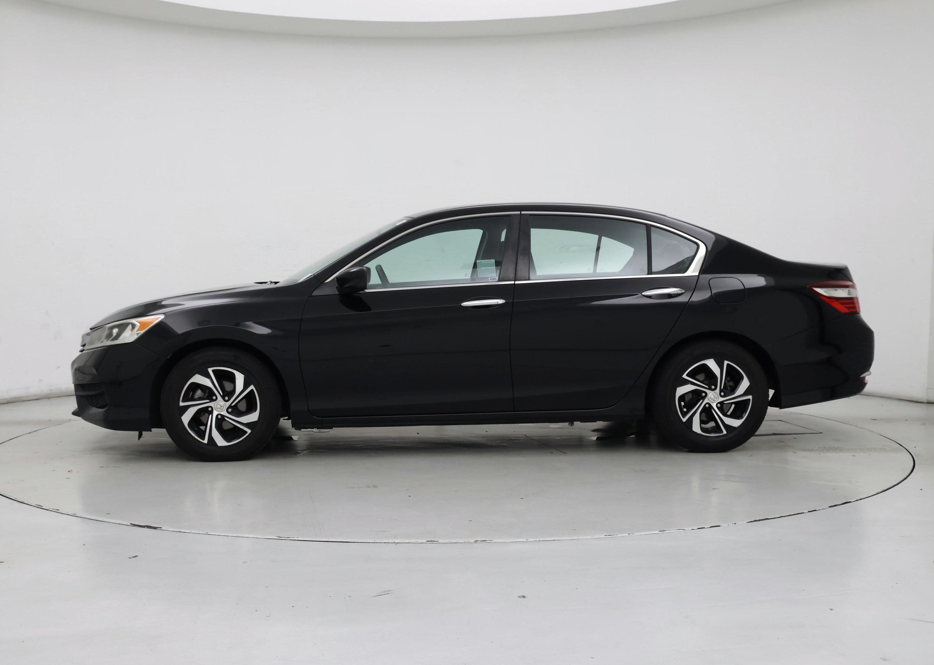 Thumbnail: 2017 Honda Accord - 3
