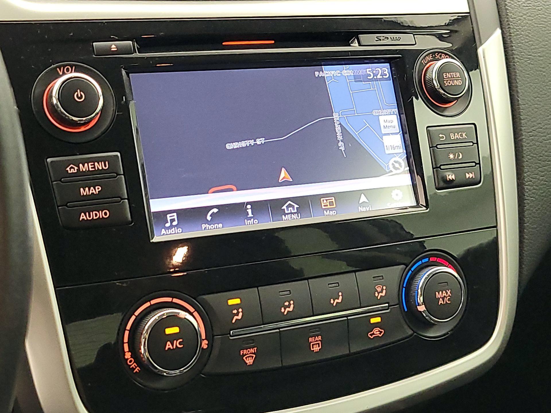 Thumbnail: 2018 Nissan Altima - 12