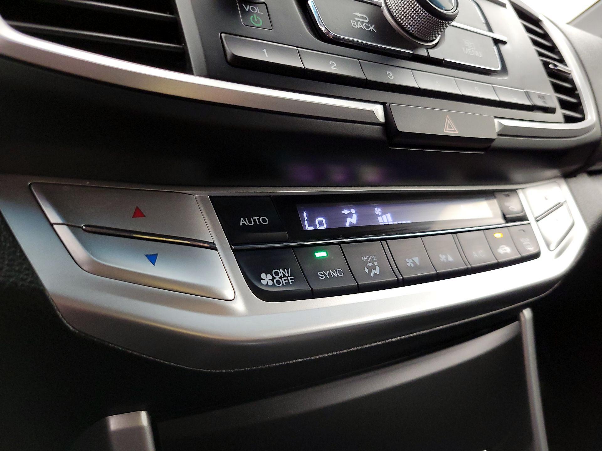 Thumbnail: 2013 Honda Accord - 16