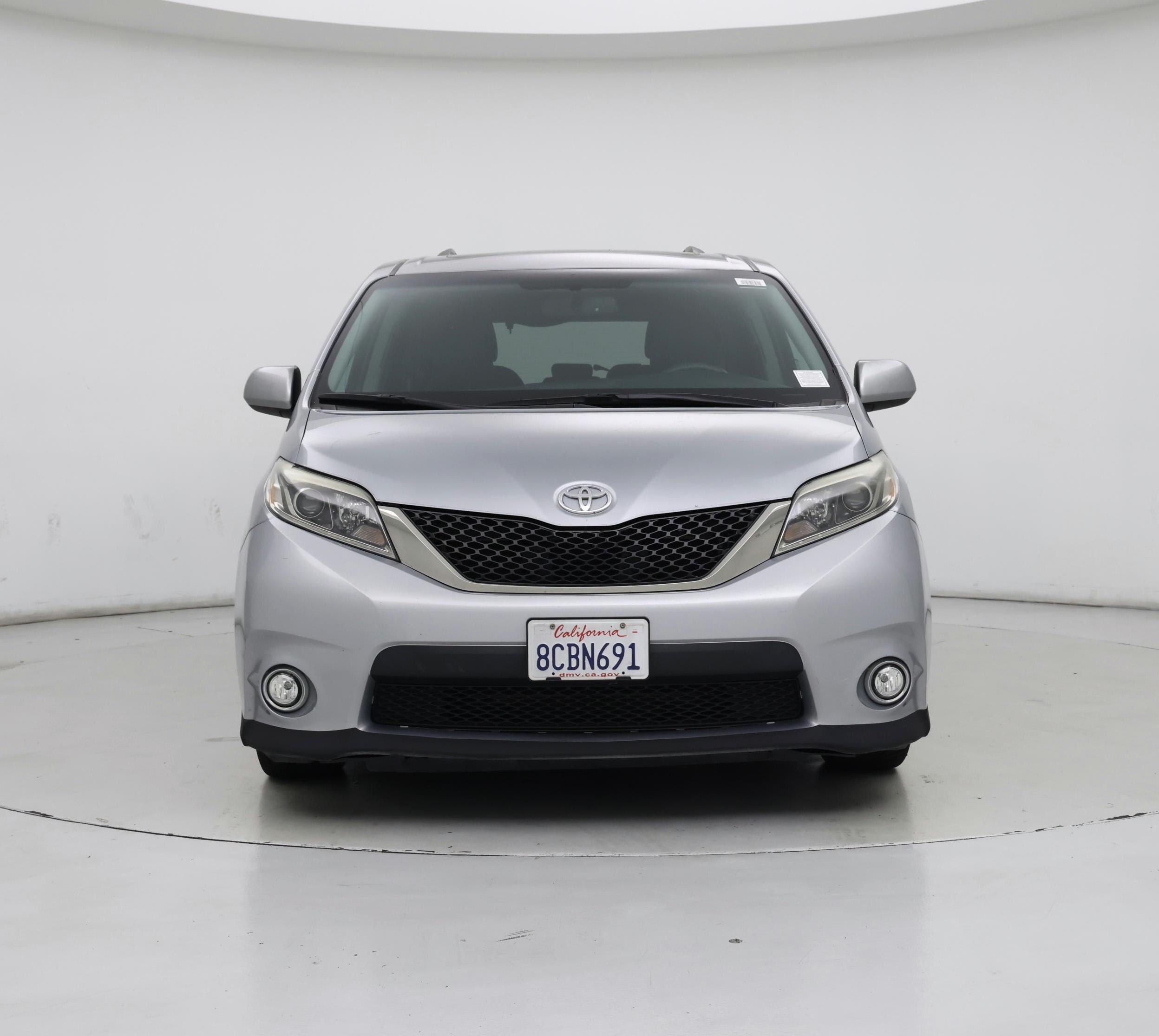 Thumbnail: 2017 Toyota Sienna - 5