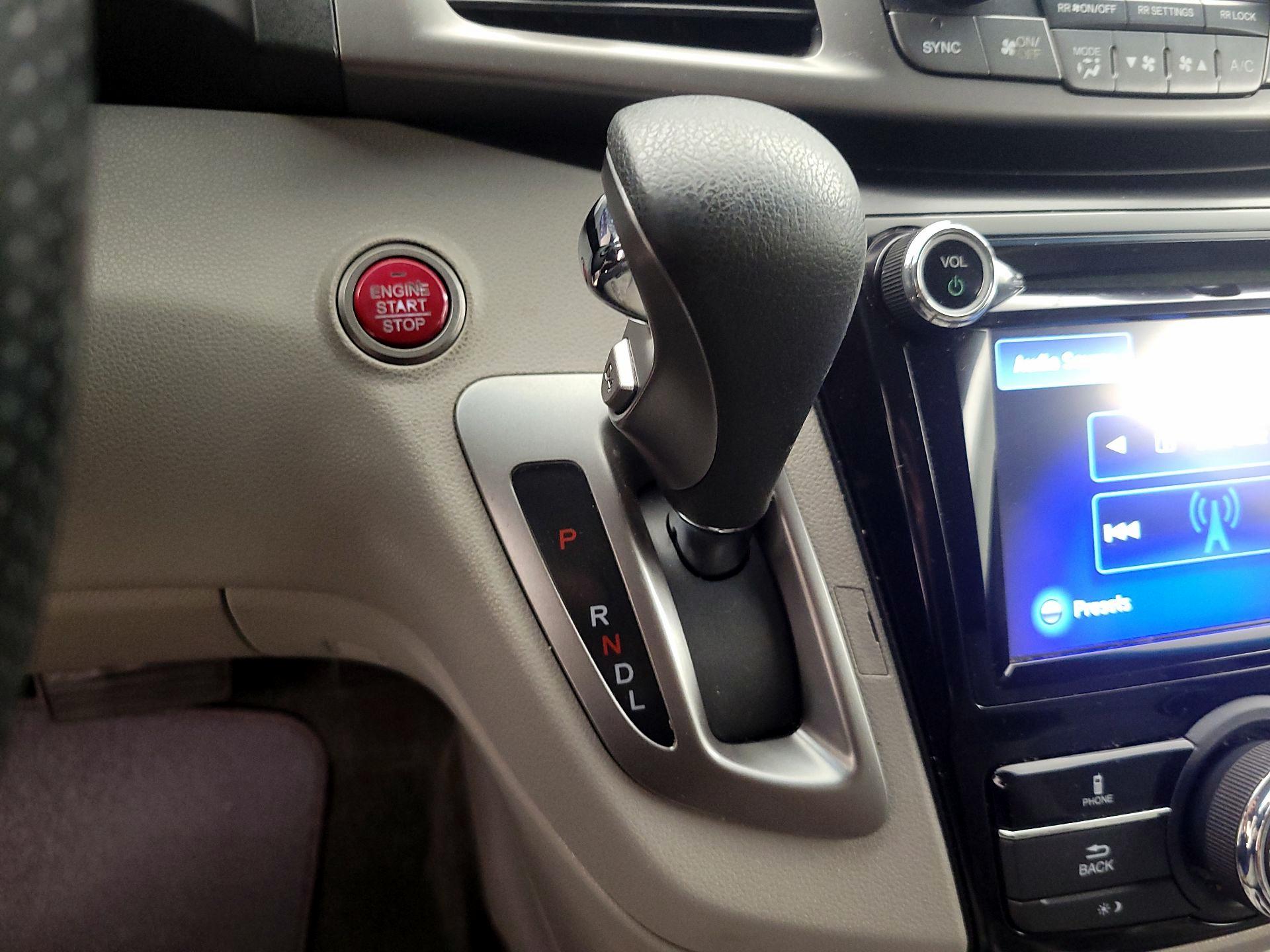 Thumbnail: 2016 Honda Odyssey - 17