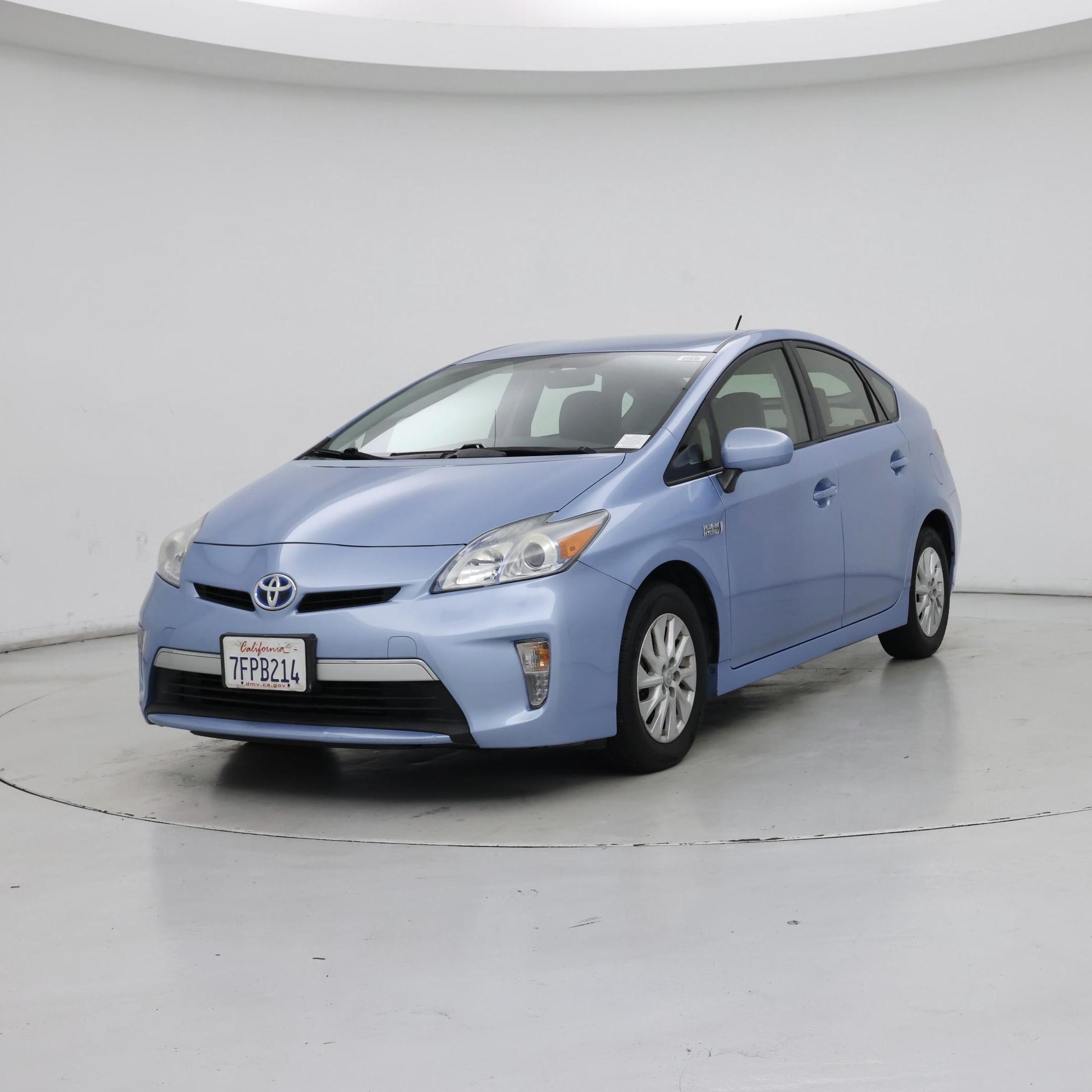 Thumbnail: 2014 Toyota Prius - 4