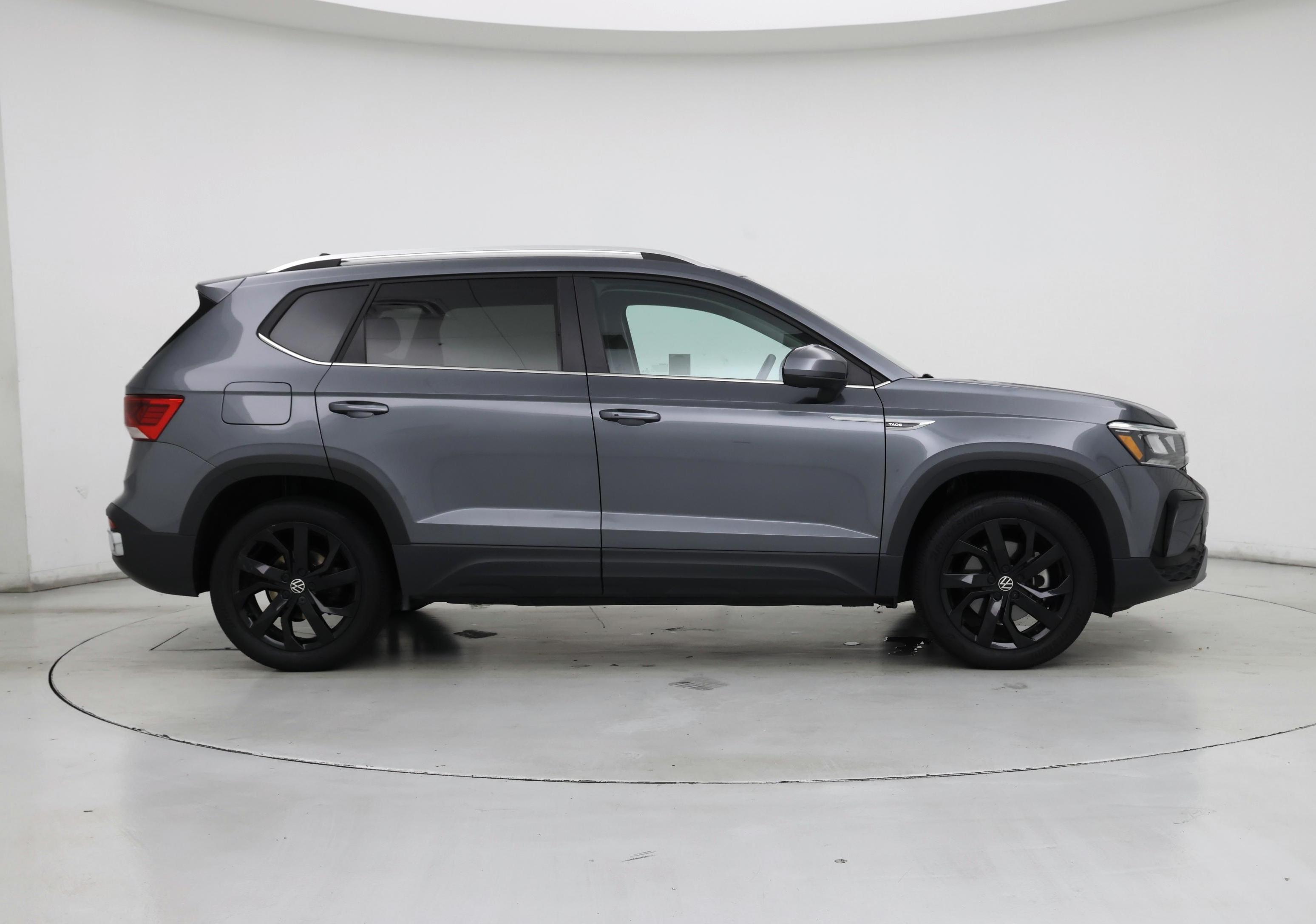 Thumbnail: 2022 Volkswagen Taos - 7