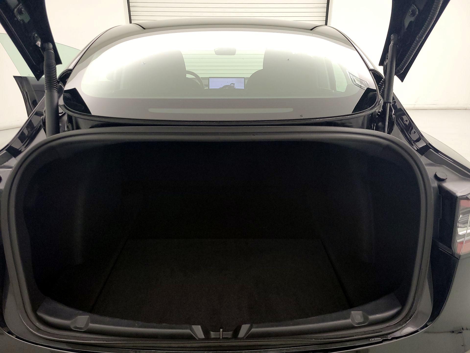 Thumbnail: 2022 Tesla Model 3 - 19