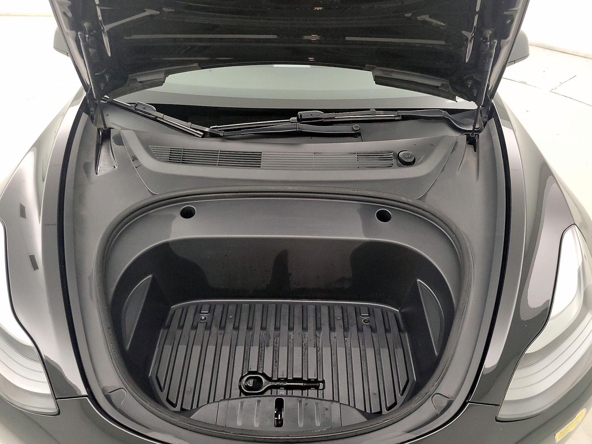 Thumbnail: 2022 Tesla Model 3 - 20