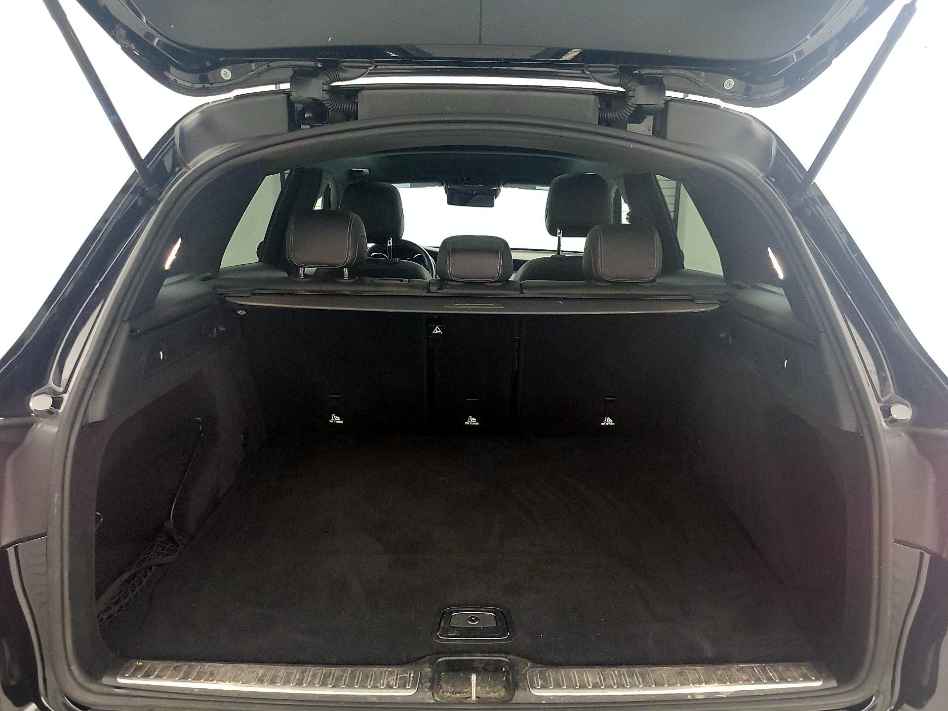 Thumbnail: 2020 Mercedes-Benz GLC - 20