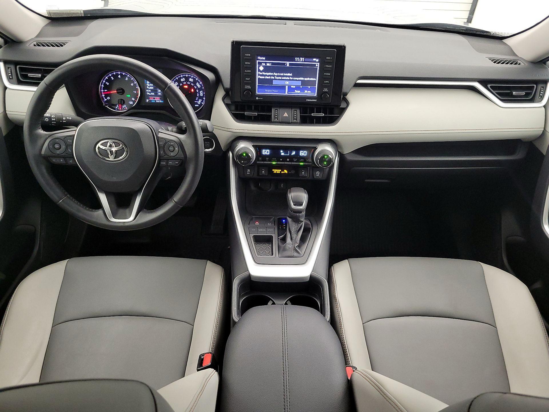 Thumbnail: 2020 Toyota RAV4 - 9