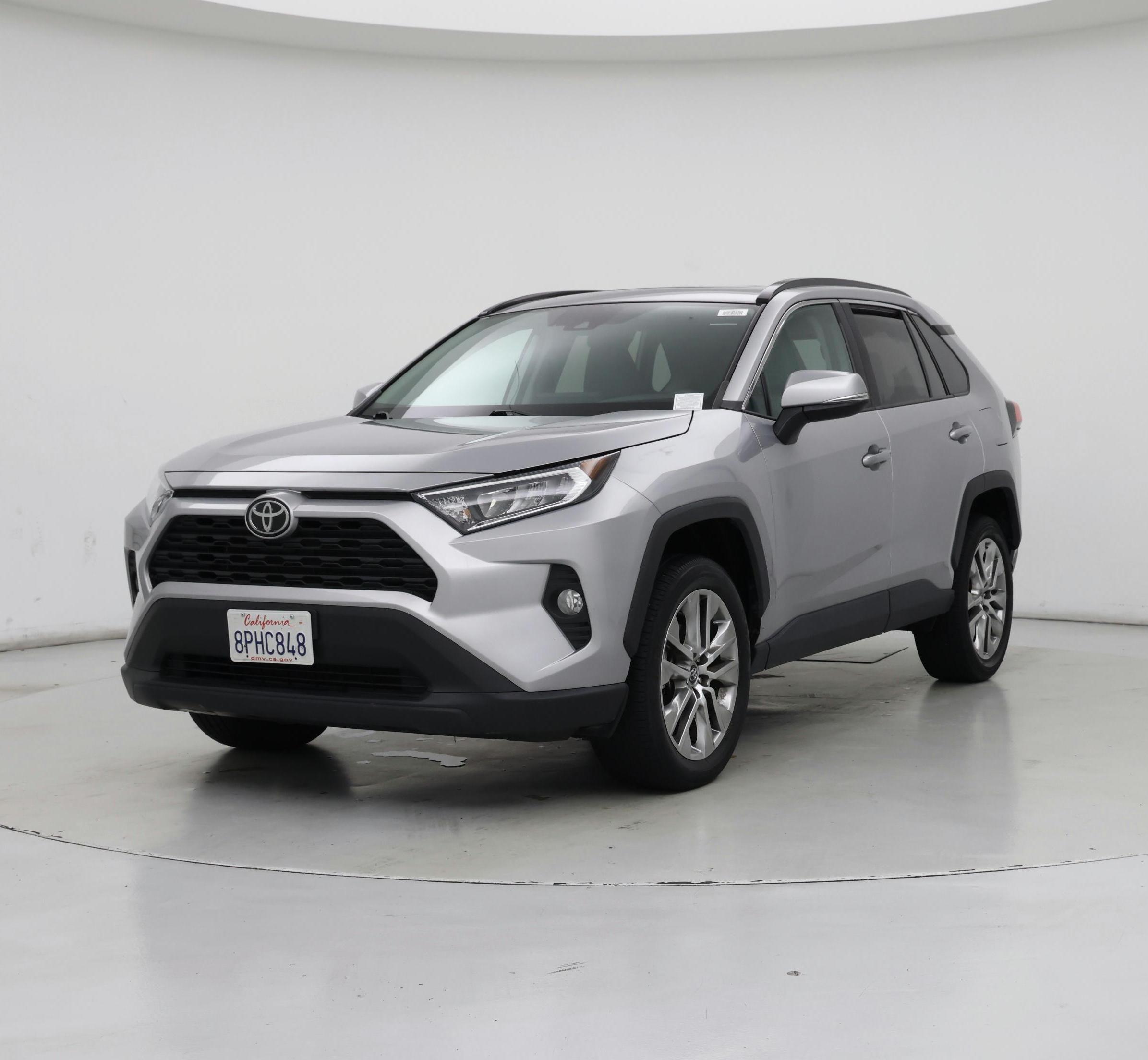 Thumbnail: 2020 Toyota RAV4 - 4