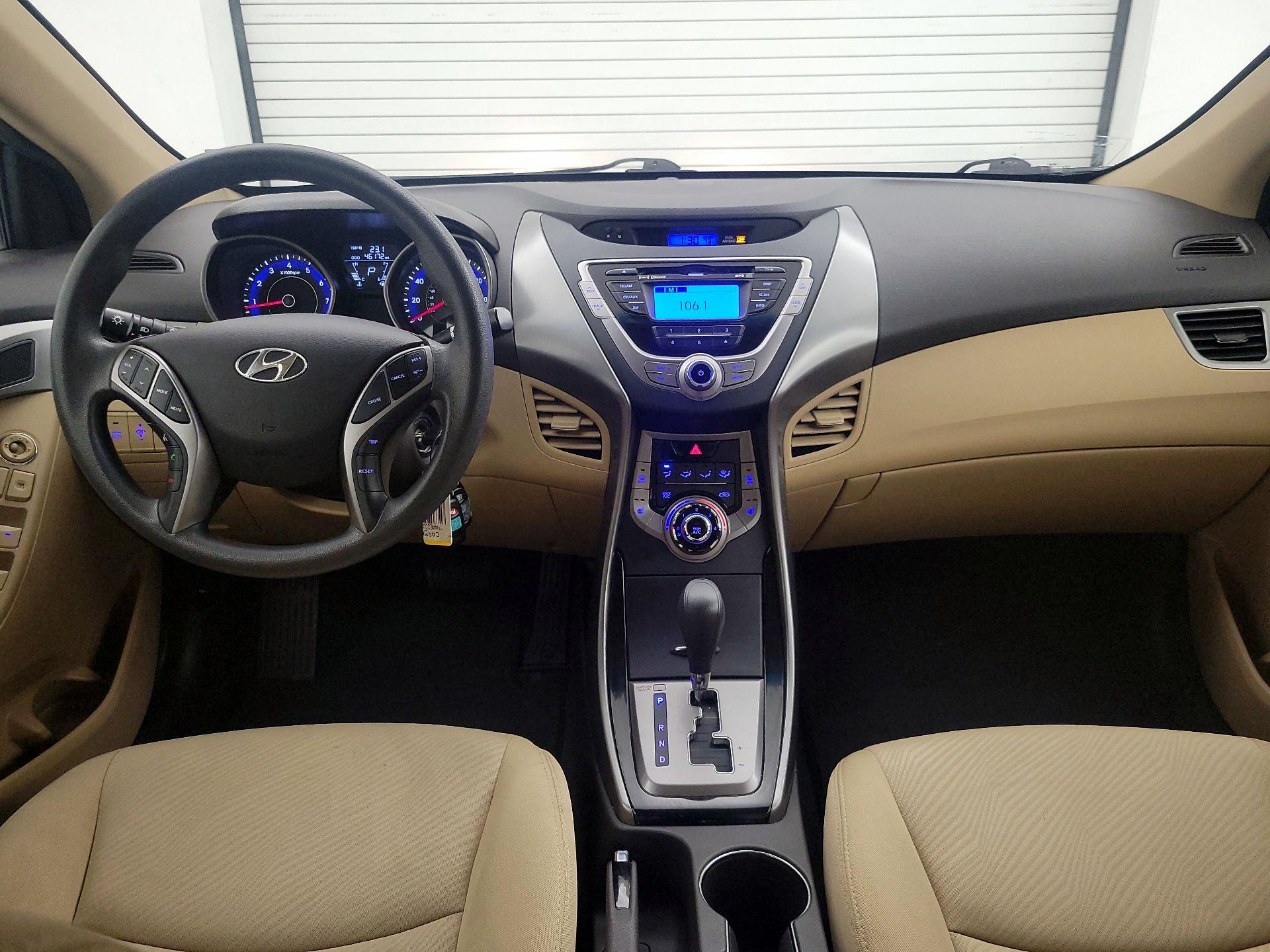 Thumbnail: 2013 Hyundai Elantra - 9