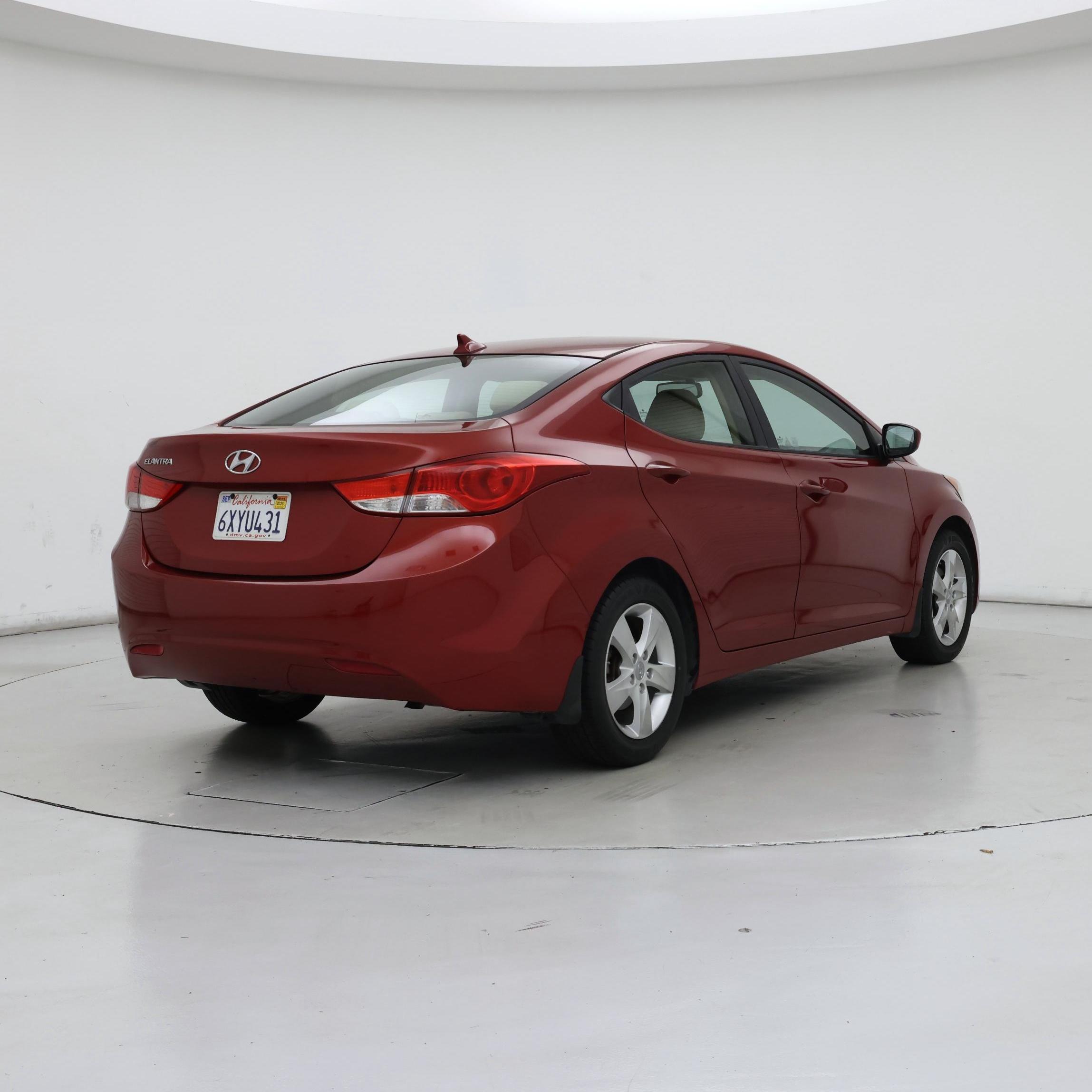 Thumbnail: 2013 Hyundai Elantra - 8