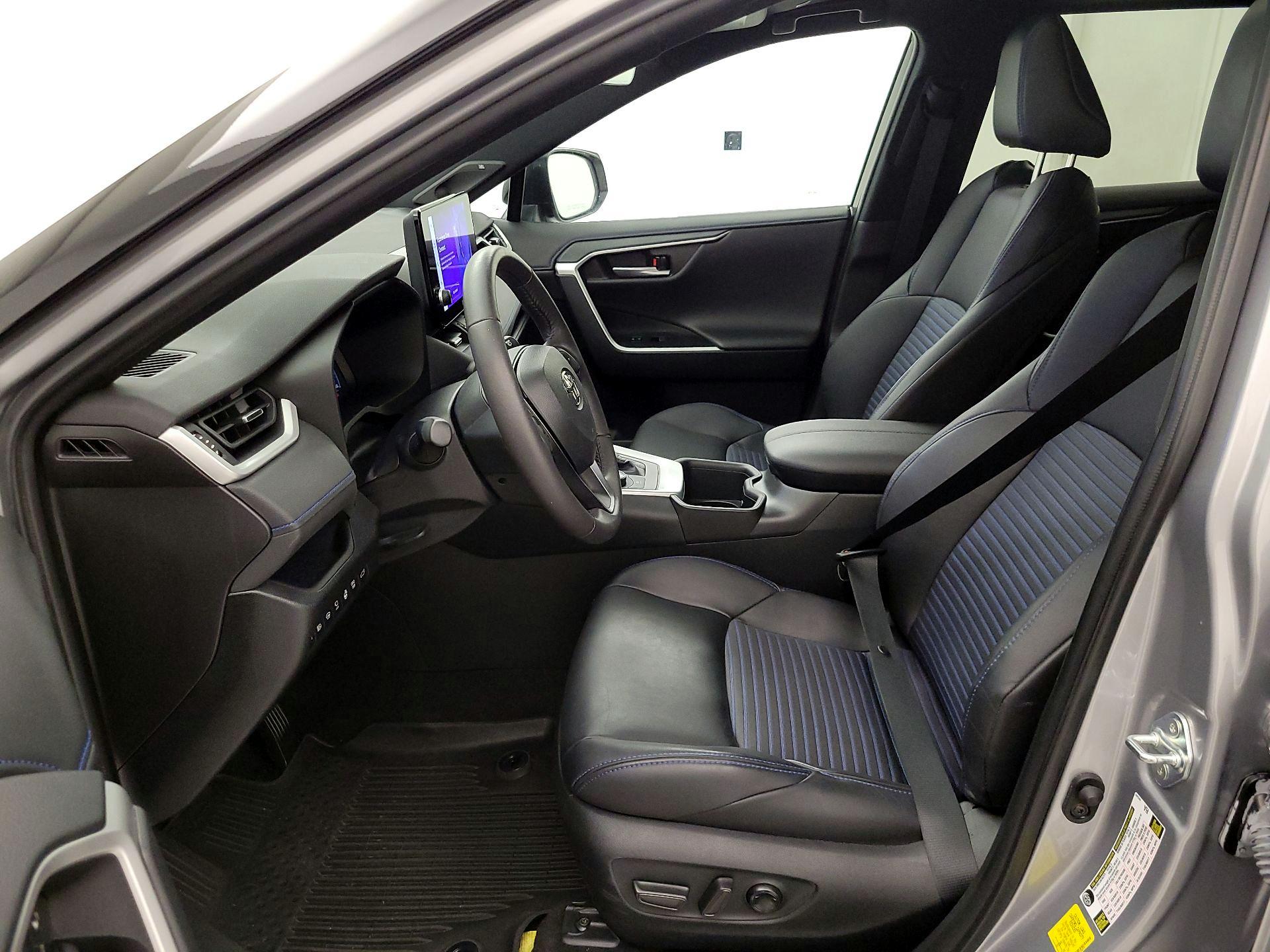 Thumbnail: 2023 Toyota RAV4 - 11