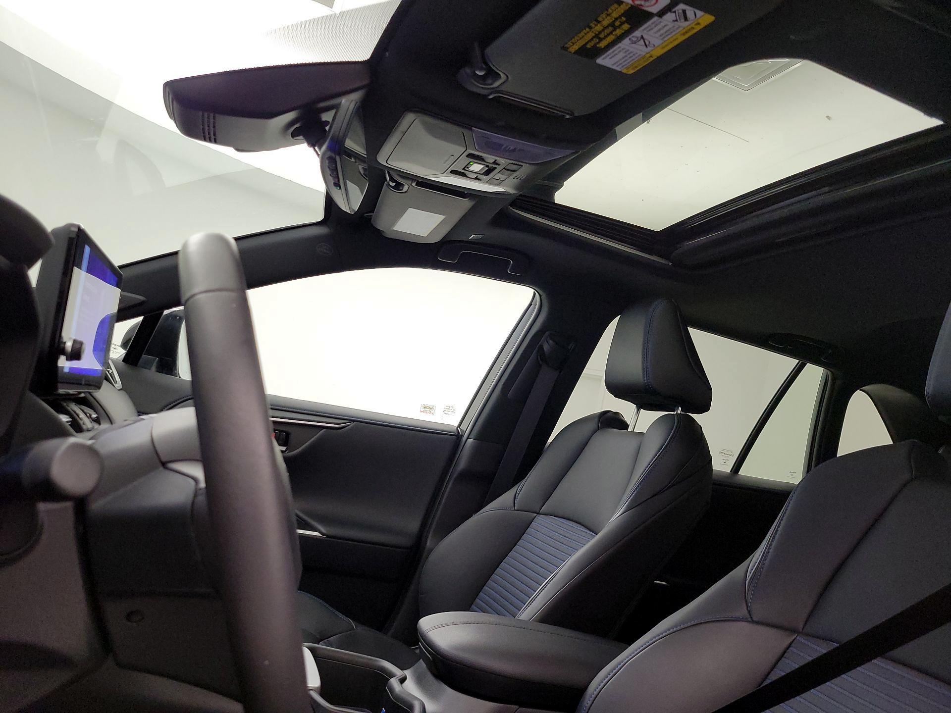 Thumbnail: 2023 Toyota RAV4 - 19