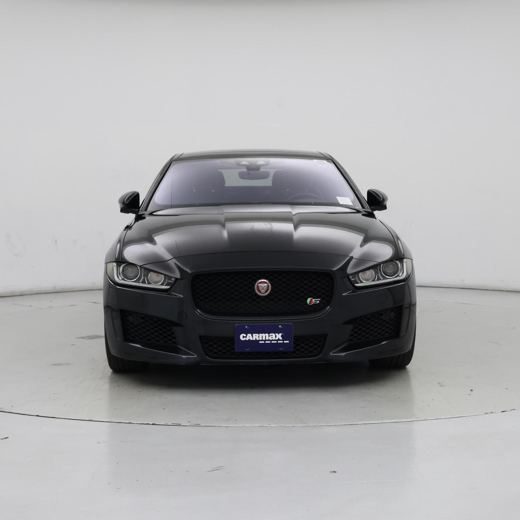 Thumbnail: 2019 Jaguar XE - 5