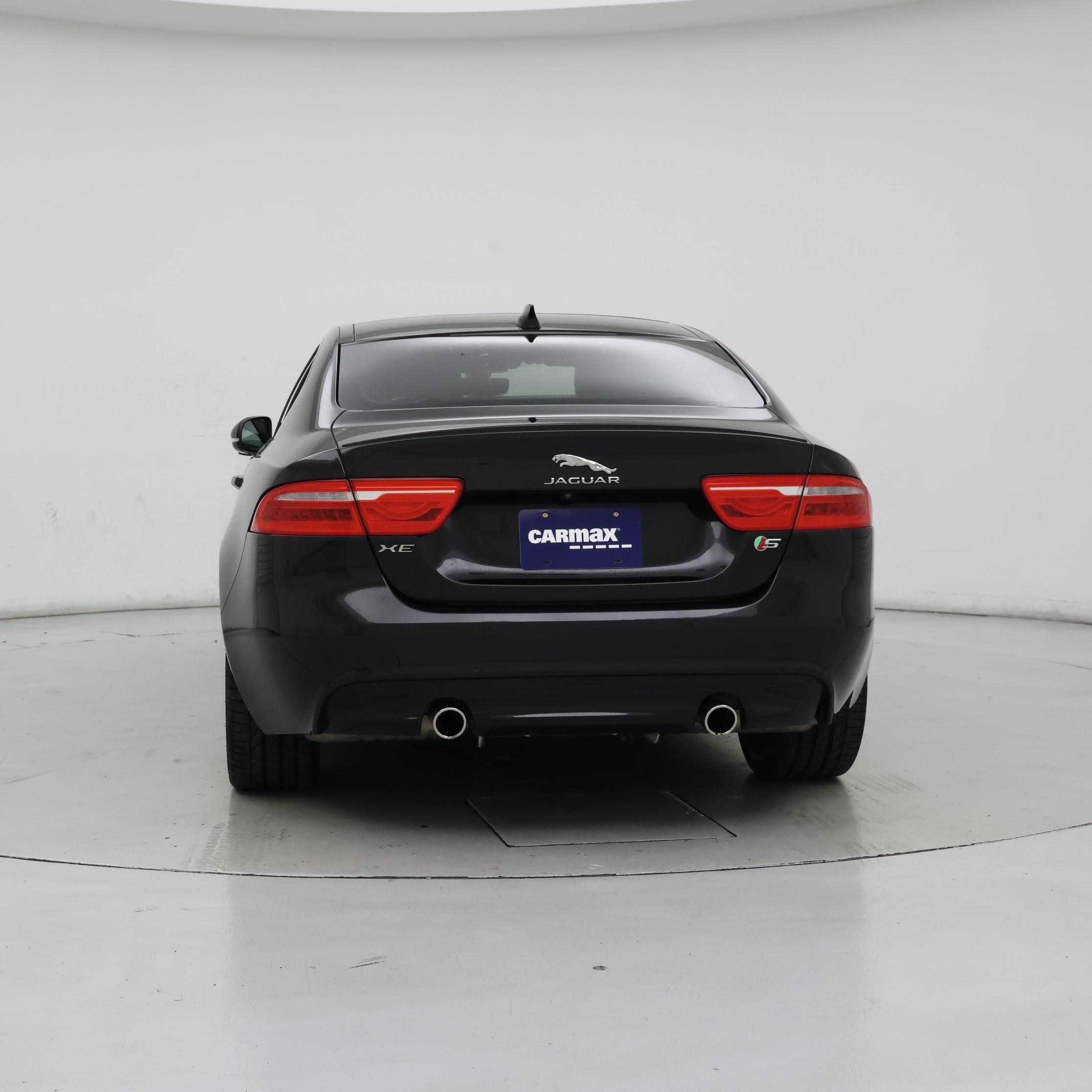 Thumbnail: 2019 Jaguar XE - 6