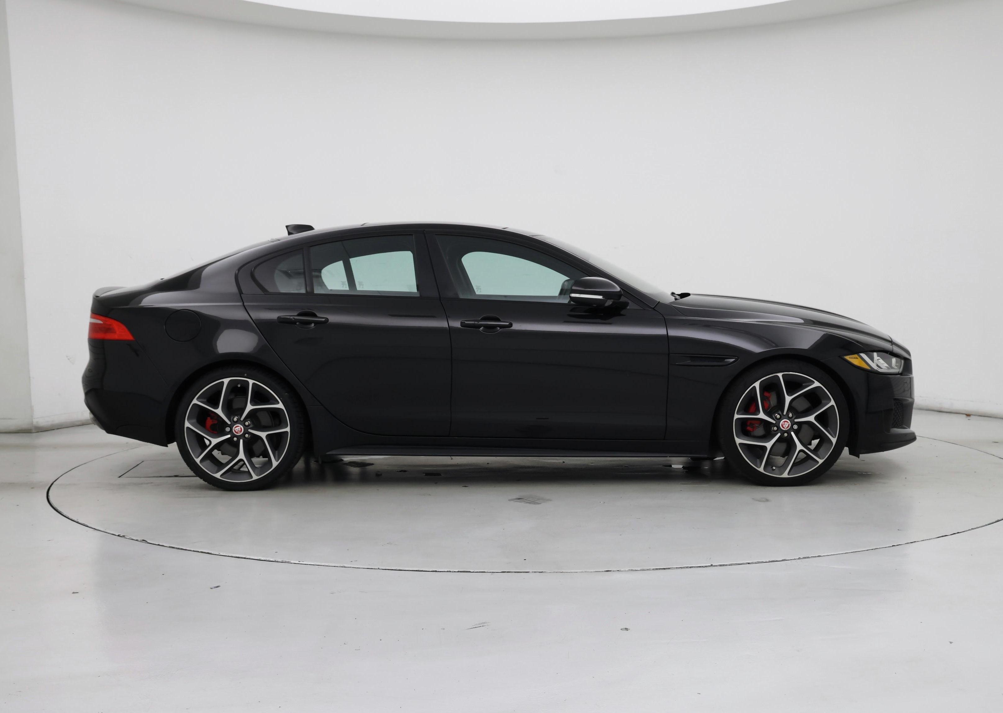 Thumbnail: 2019 Jaguar XE - 7