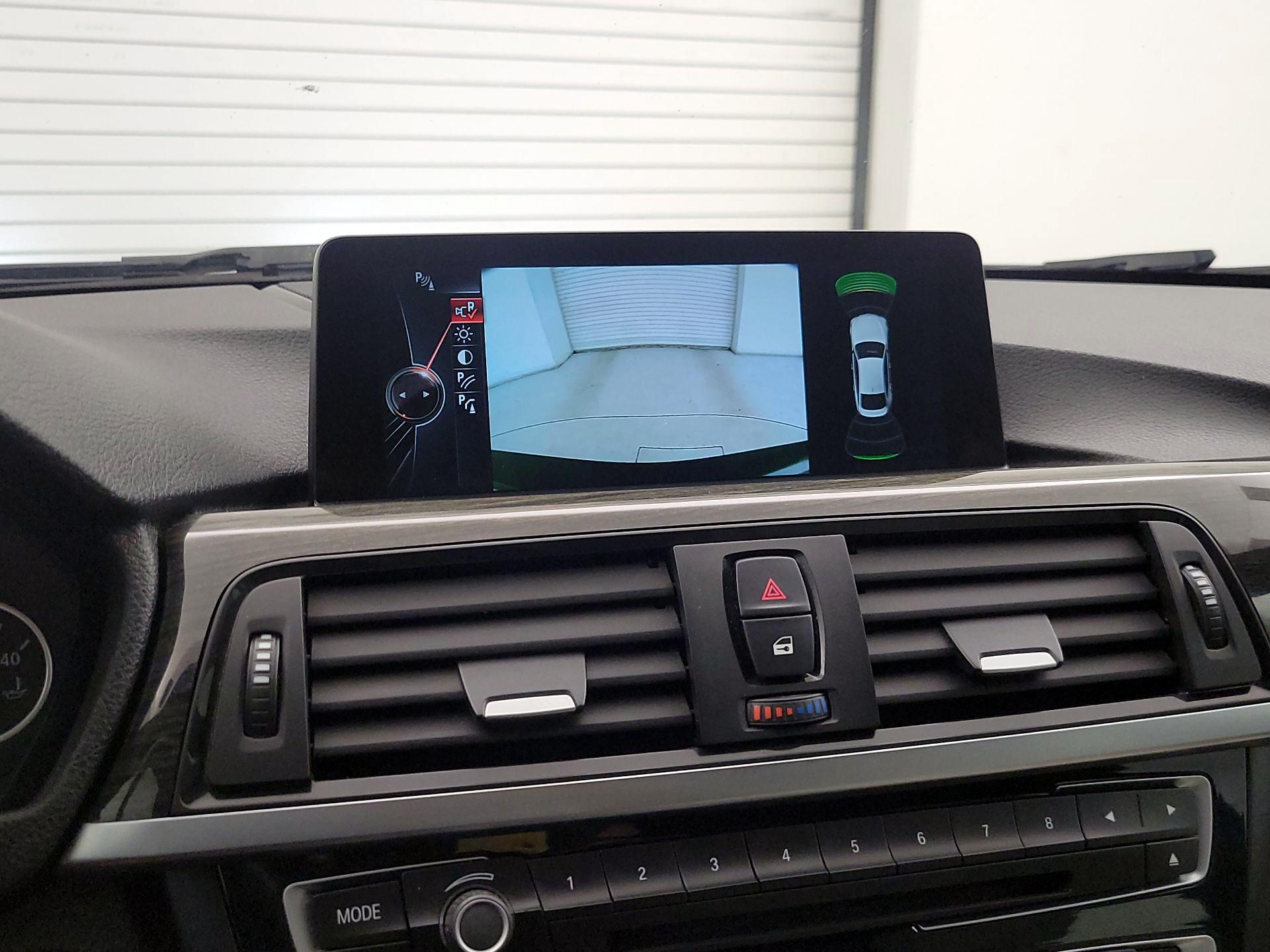 Thumbnail: 2016 BMW 4 Series - 15