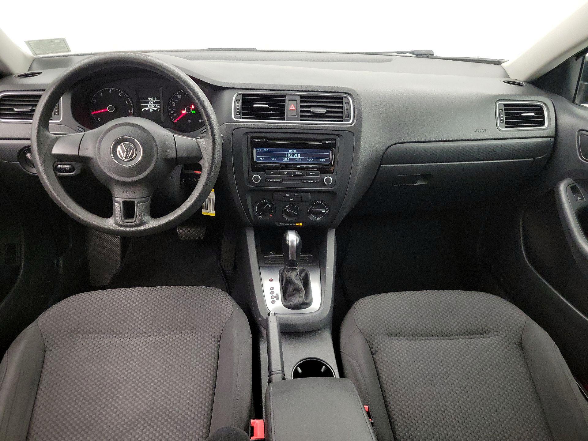 Thumbnail: 2014 Volkswagen Jetta - 9