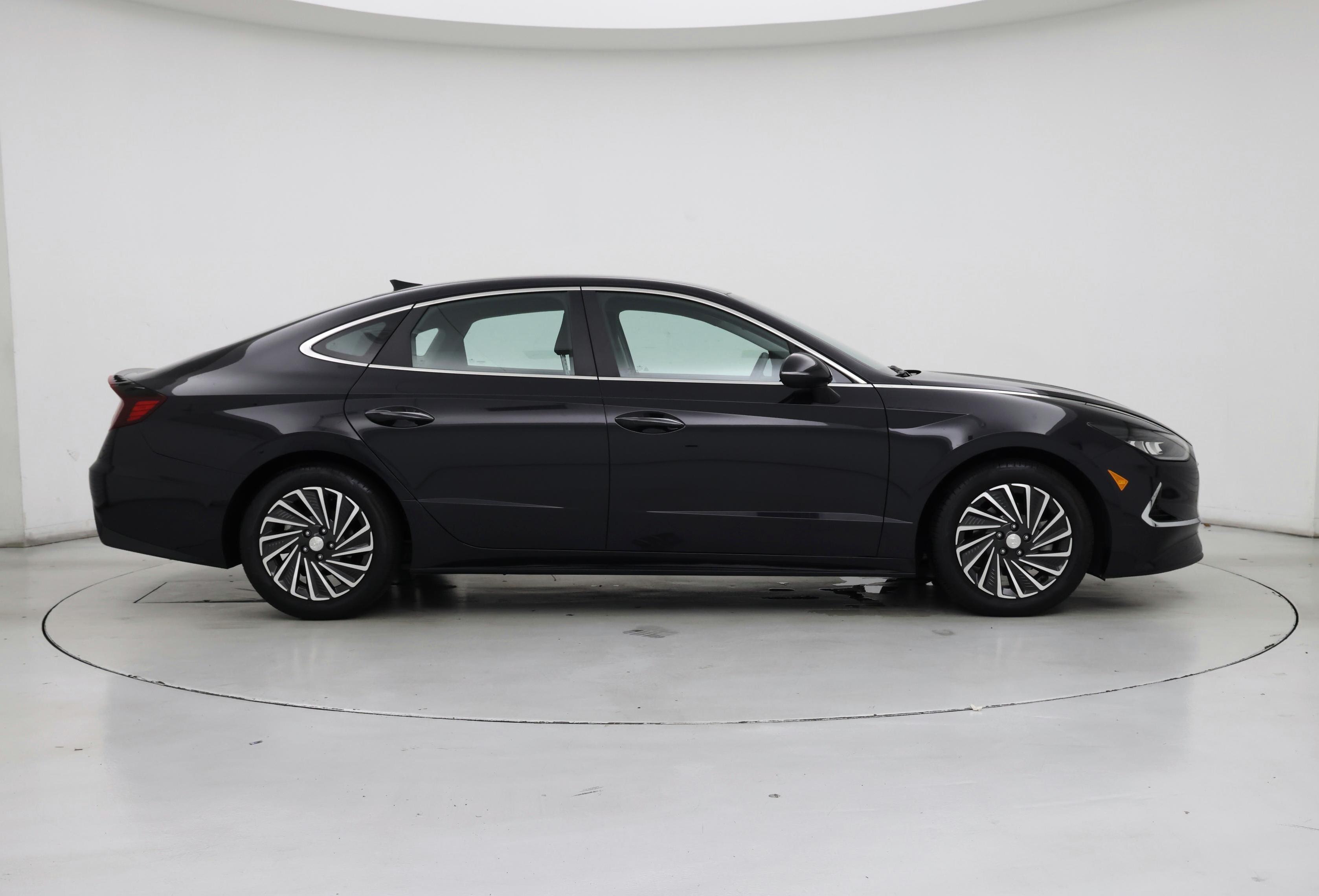 Thumbnail: 2023 Hyundai Sonata - 7