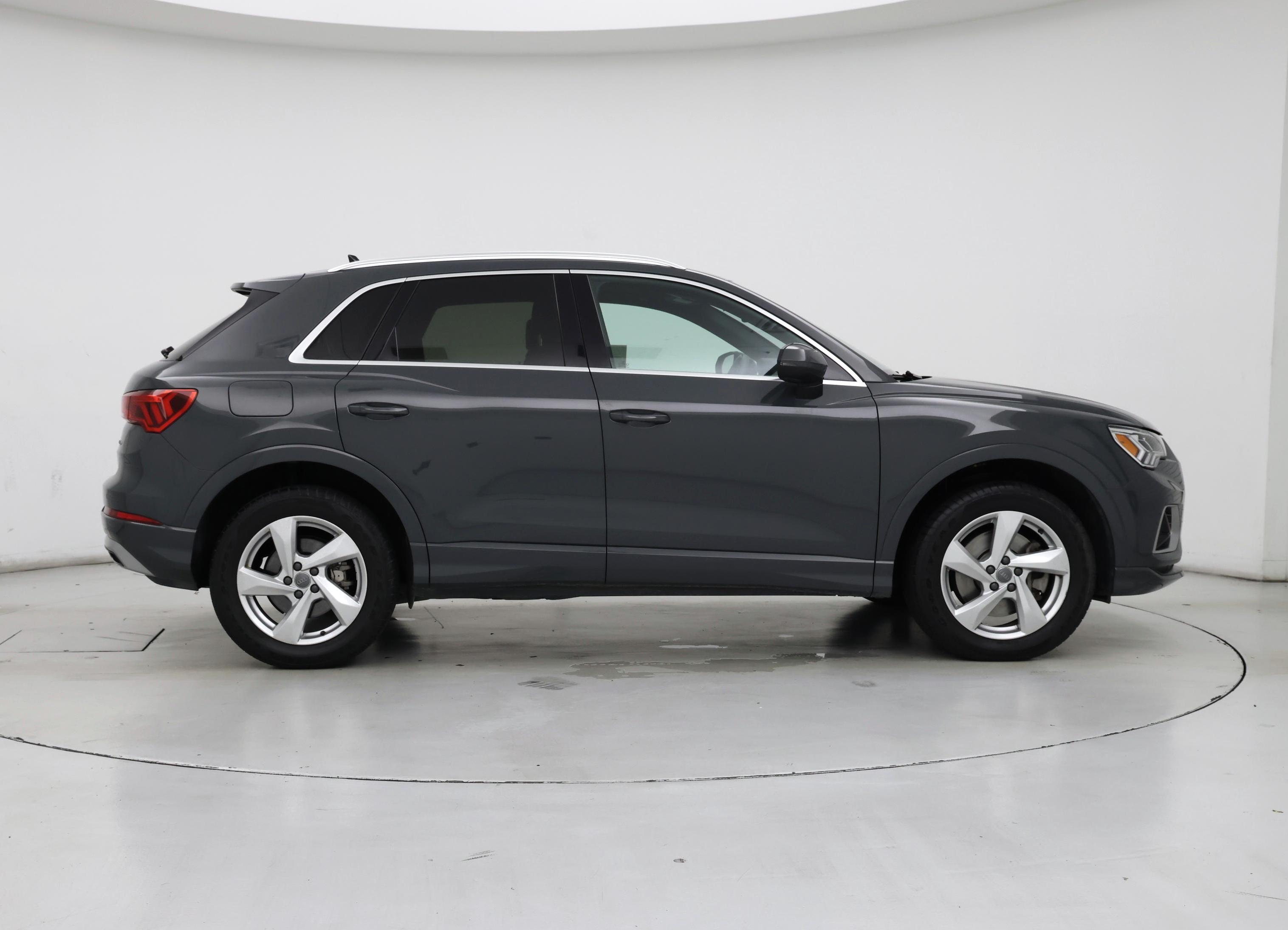 Thumbnail: 2020 Audi Q3 - 7
