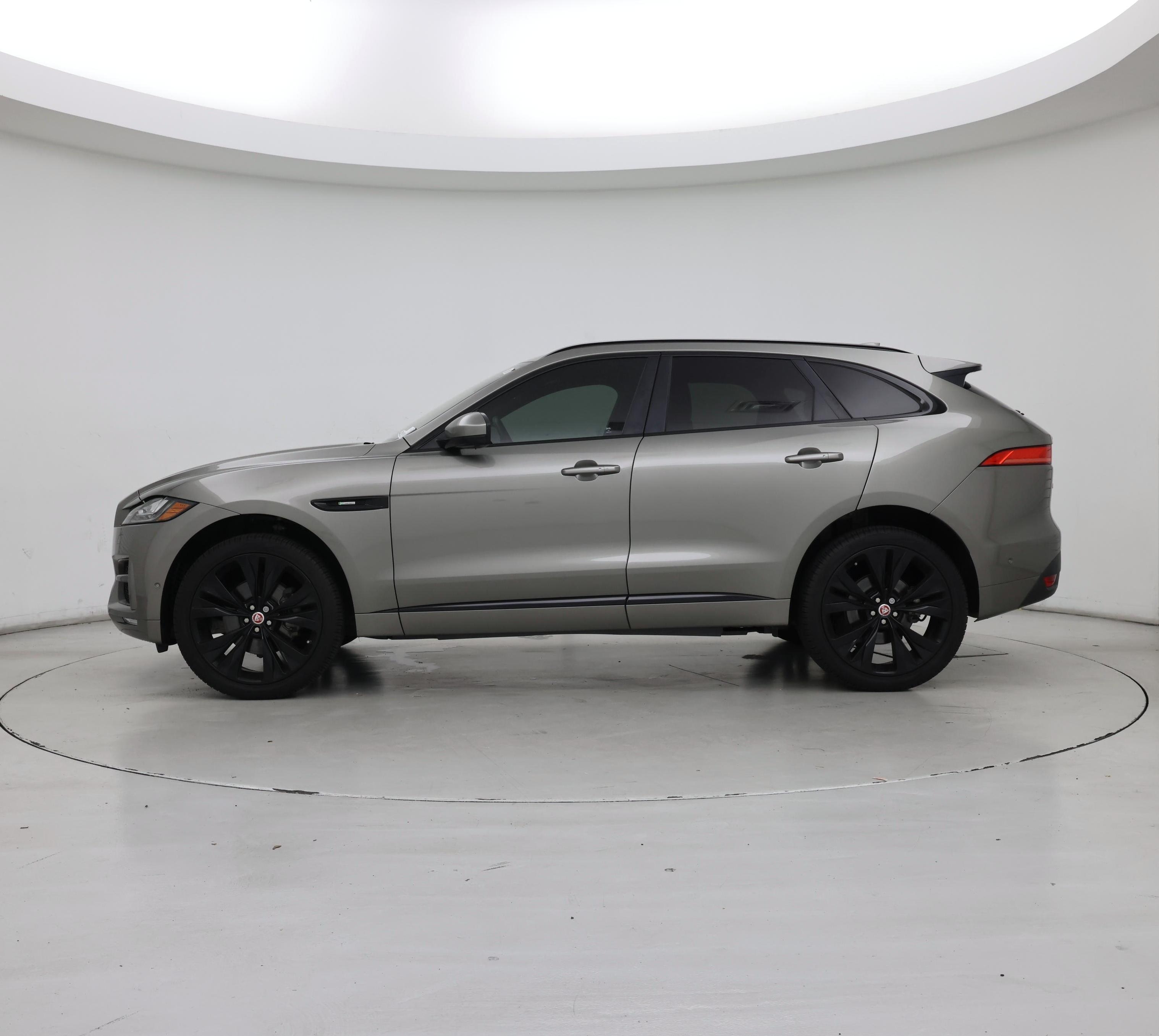 Thumbnail: 2018 Jaguar F-Pace - 3