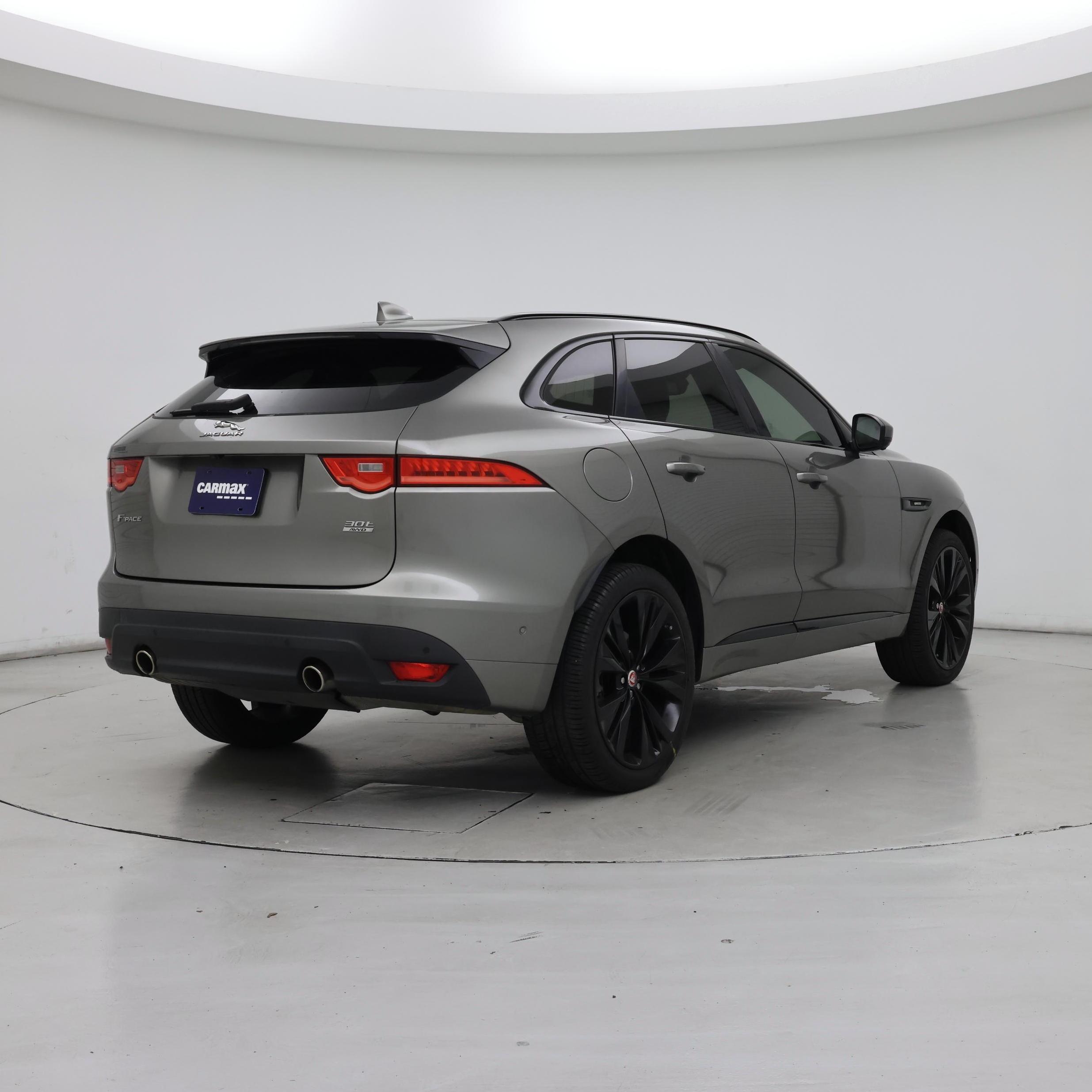 Thumbnail: 2018 Jaguar F-Pace - 8