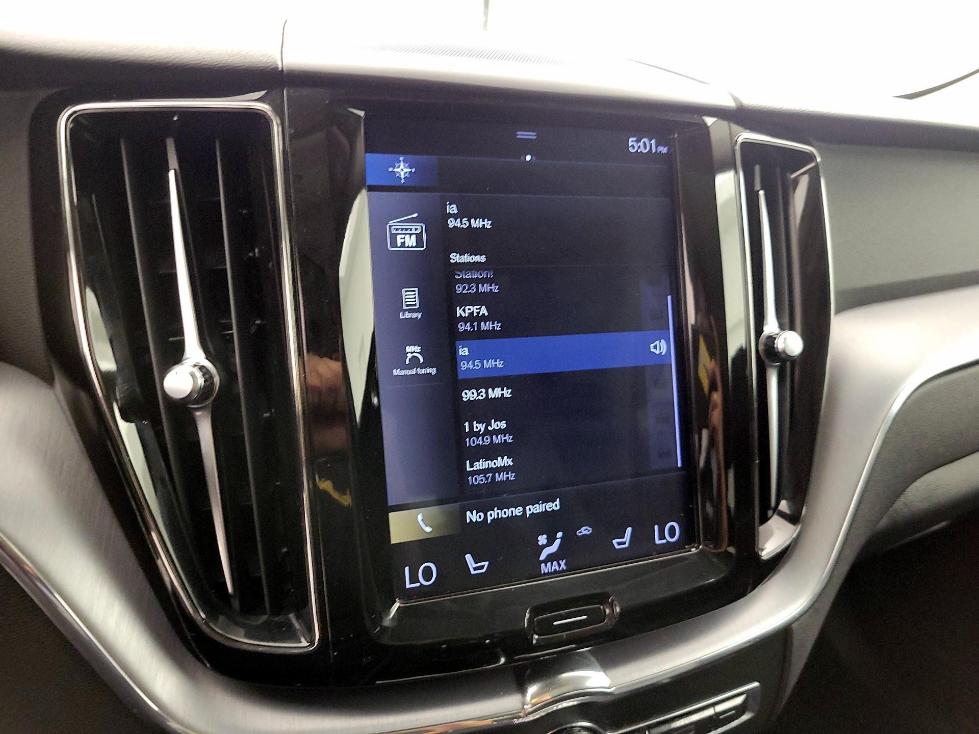 Thumbnail: 2019 Volvo XC60 - 16