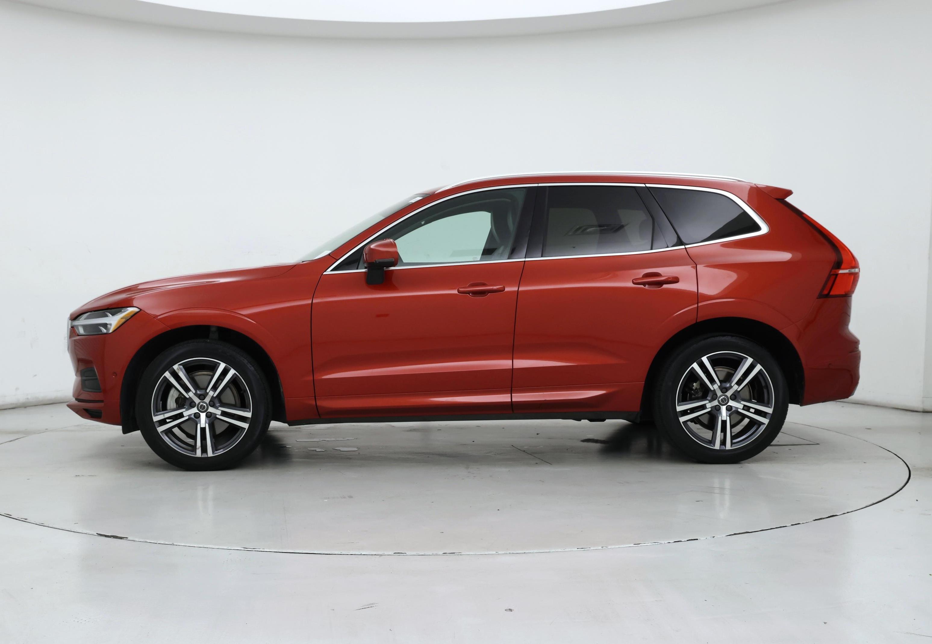 Thumbnail: 2019 Volvo XC60 - 3