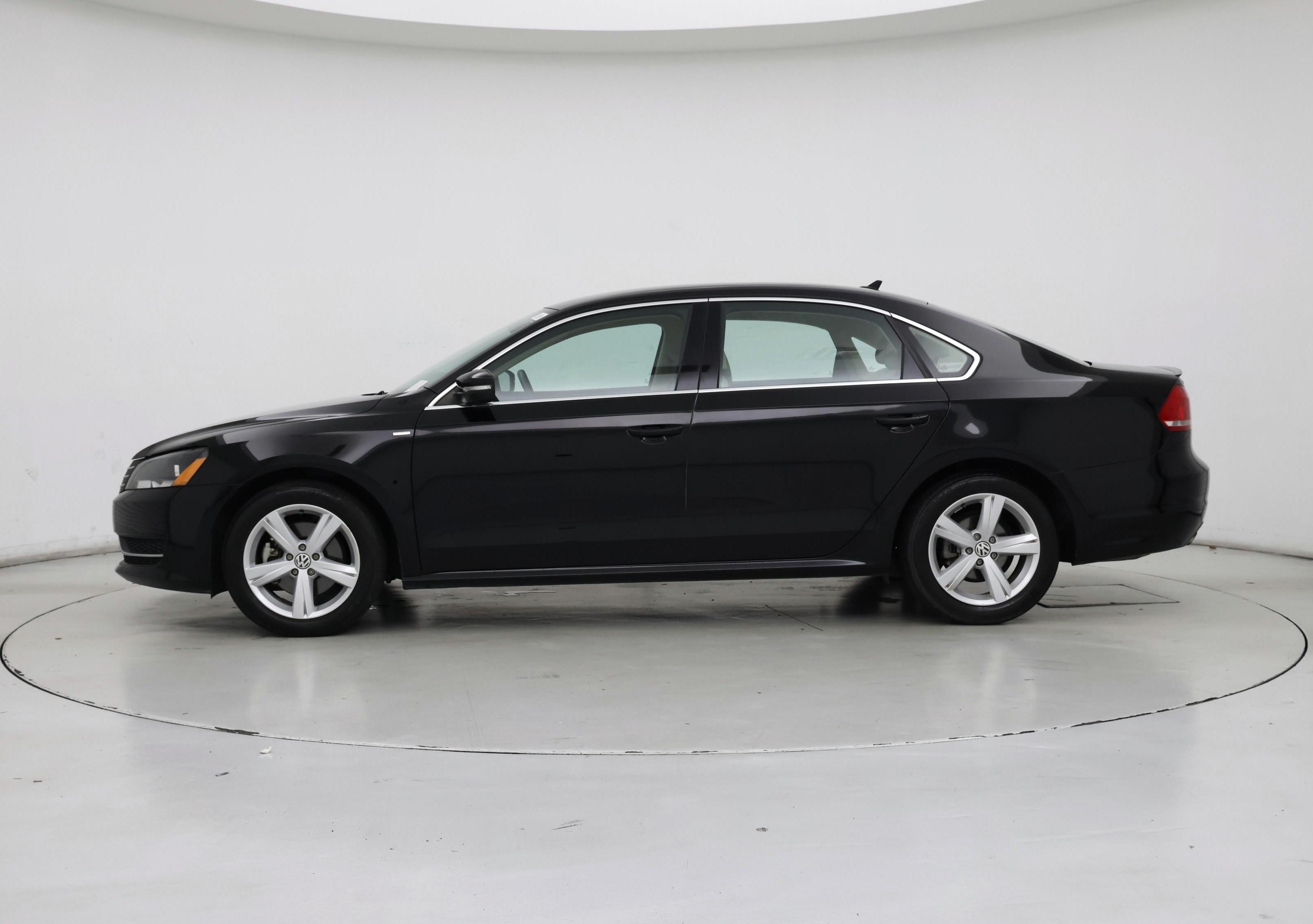 Thumbnail: 2014 Volkswagen Passat - 3