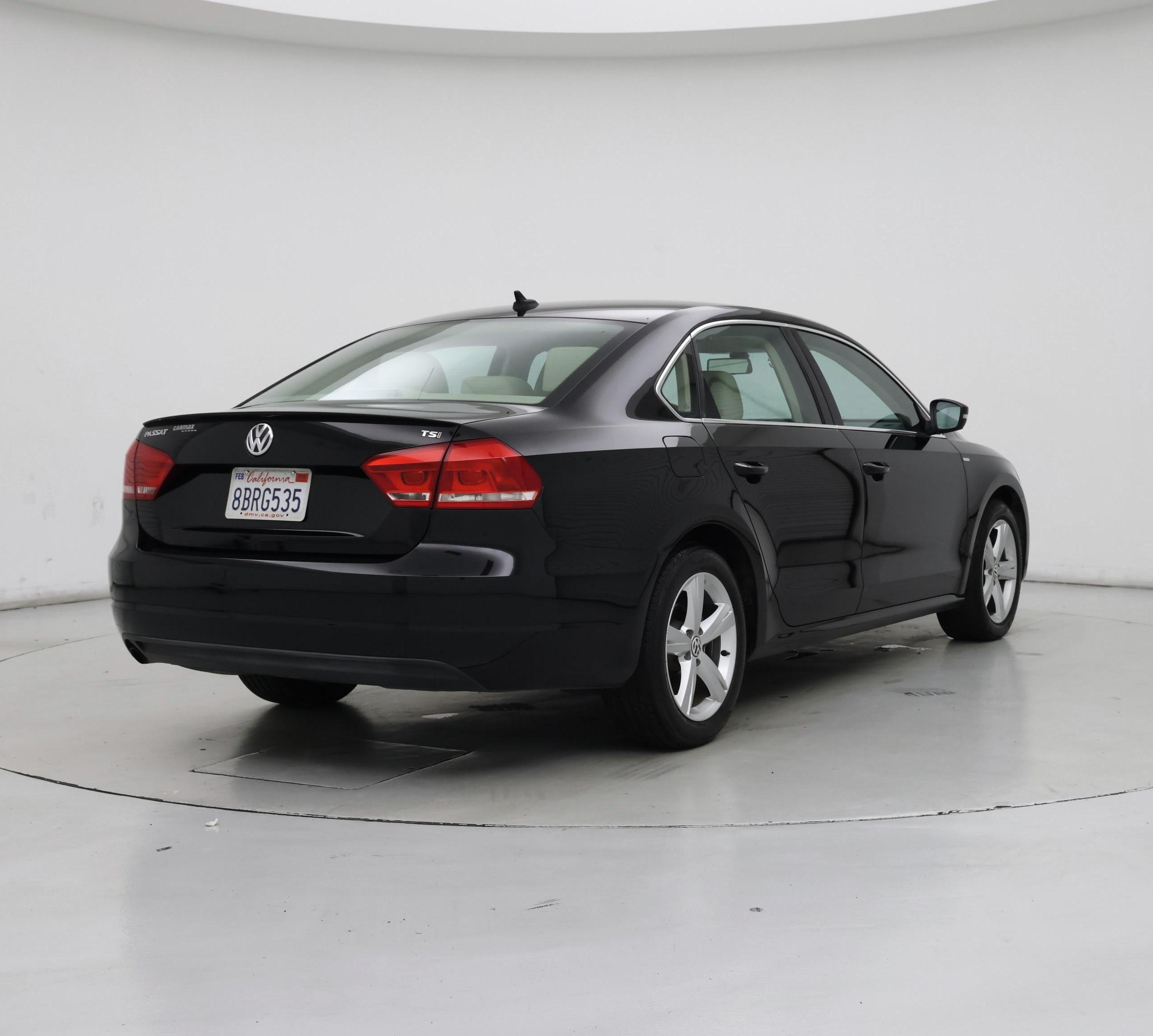 Thumbnail: 2014 Volkswagen Passat - 8