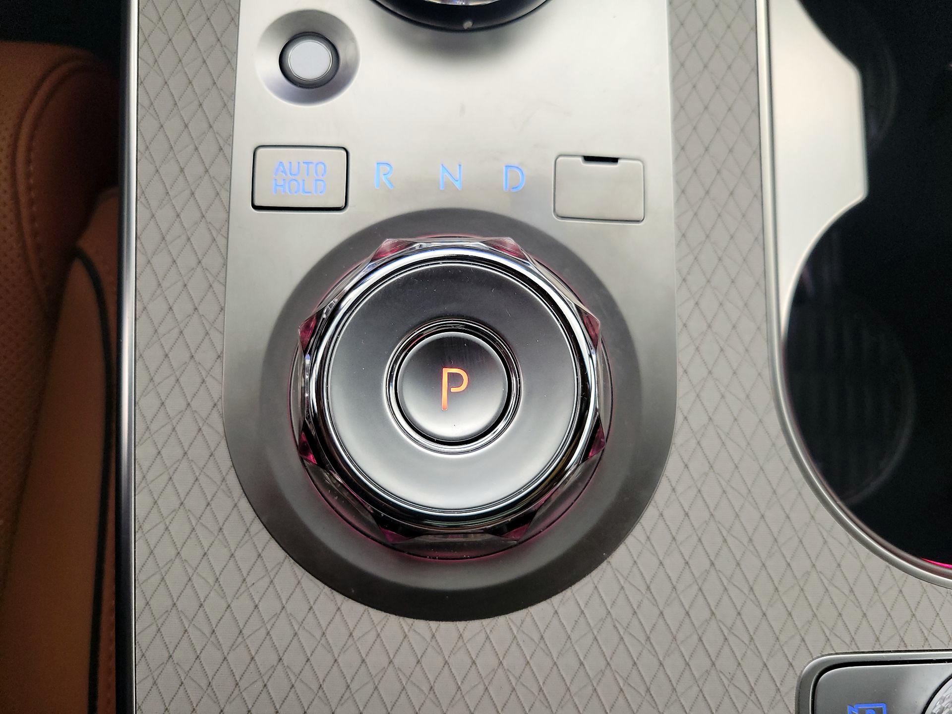 Thumbnail: 2025 Genesis GV80 - 17